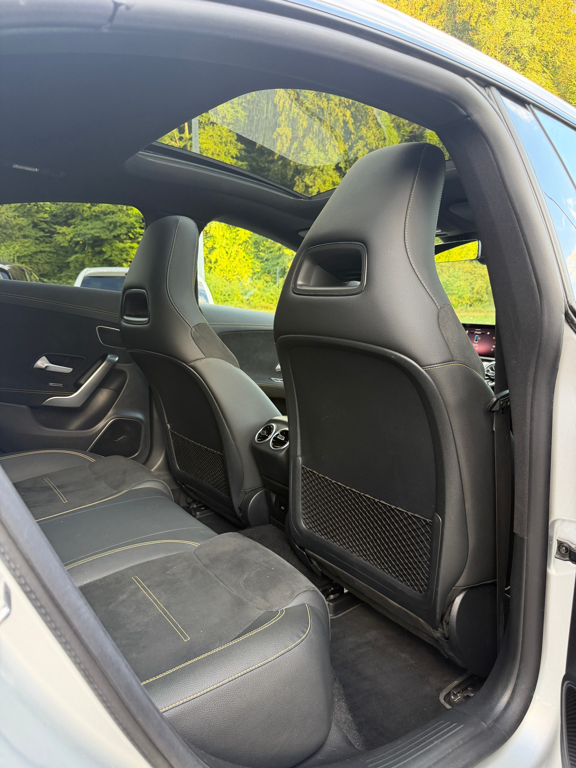 MERCEDES-BENZ CLA 45 S AMG 4Matic+ 8G-DCT-image-11