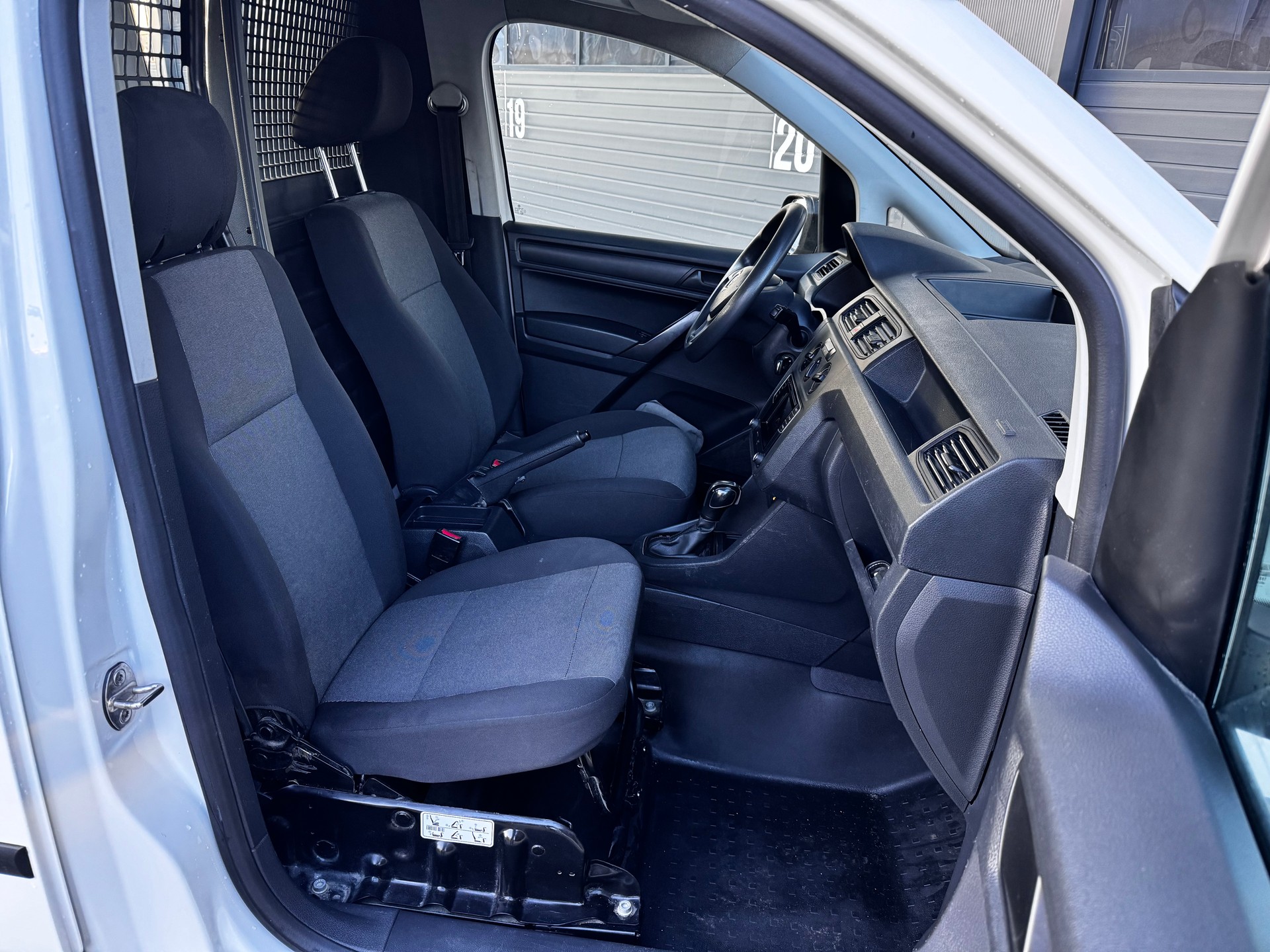 VW Caddy Maxi 2.0 TDI 4Motion DSG | 4x4 | Automat-image-9