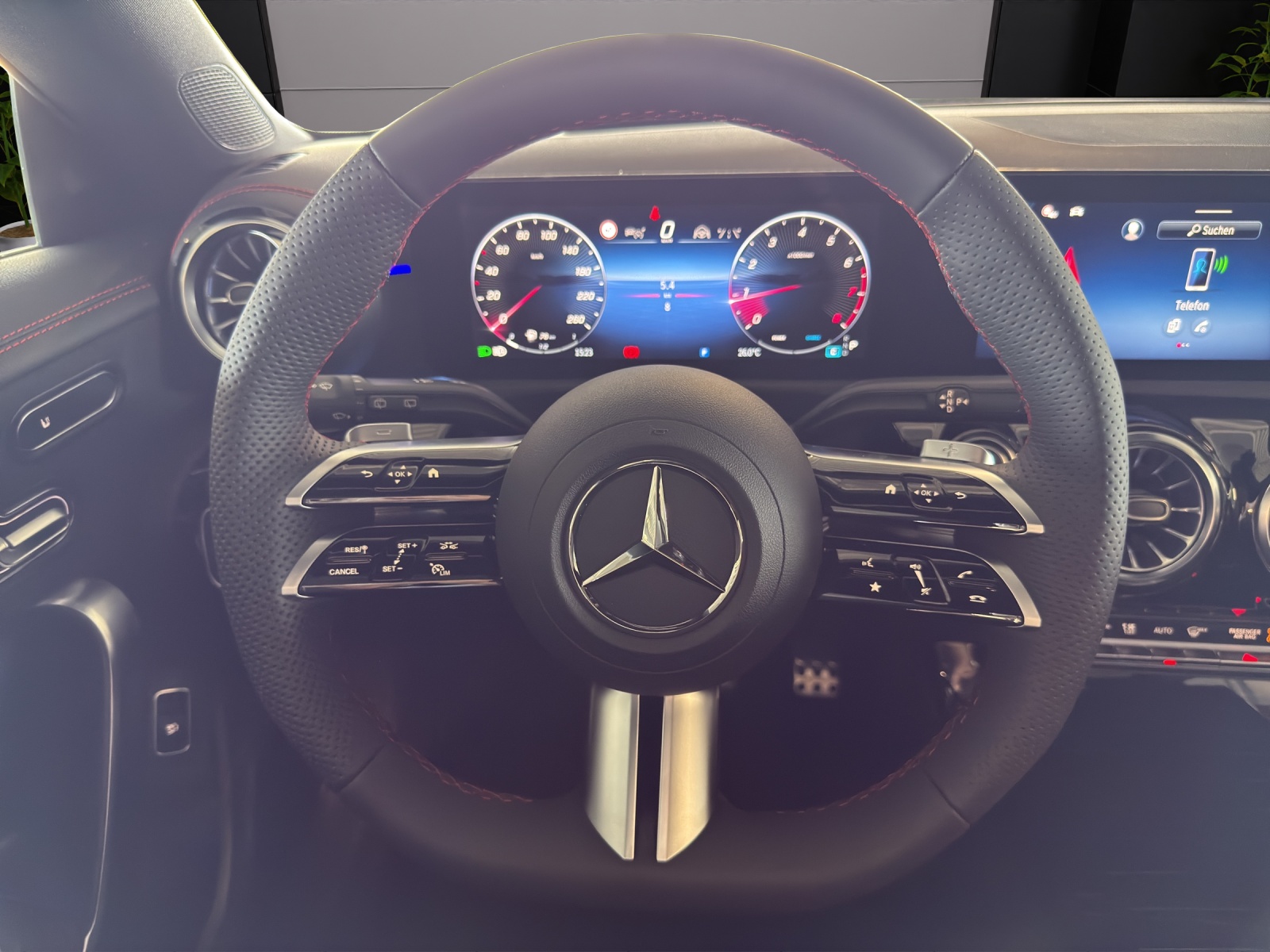 MERCEDES-BENZ CLA Shooting Brake 250 4Matic 8G-DCT-image-13