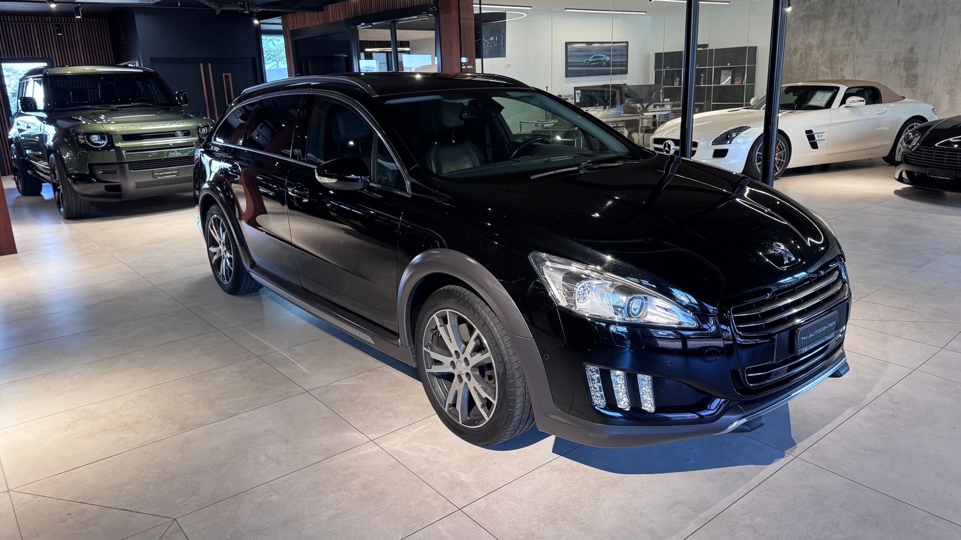 PEUGEOT 508 RXH 2.0 HDI Hybrid4 EGS6-image-1