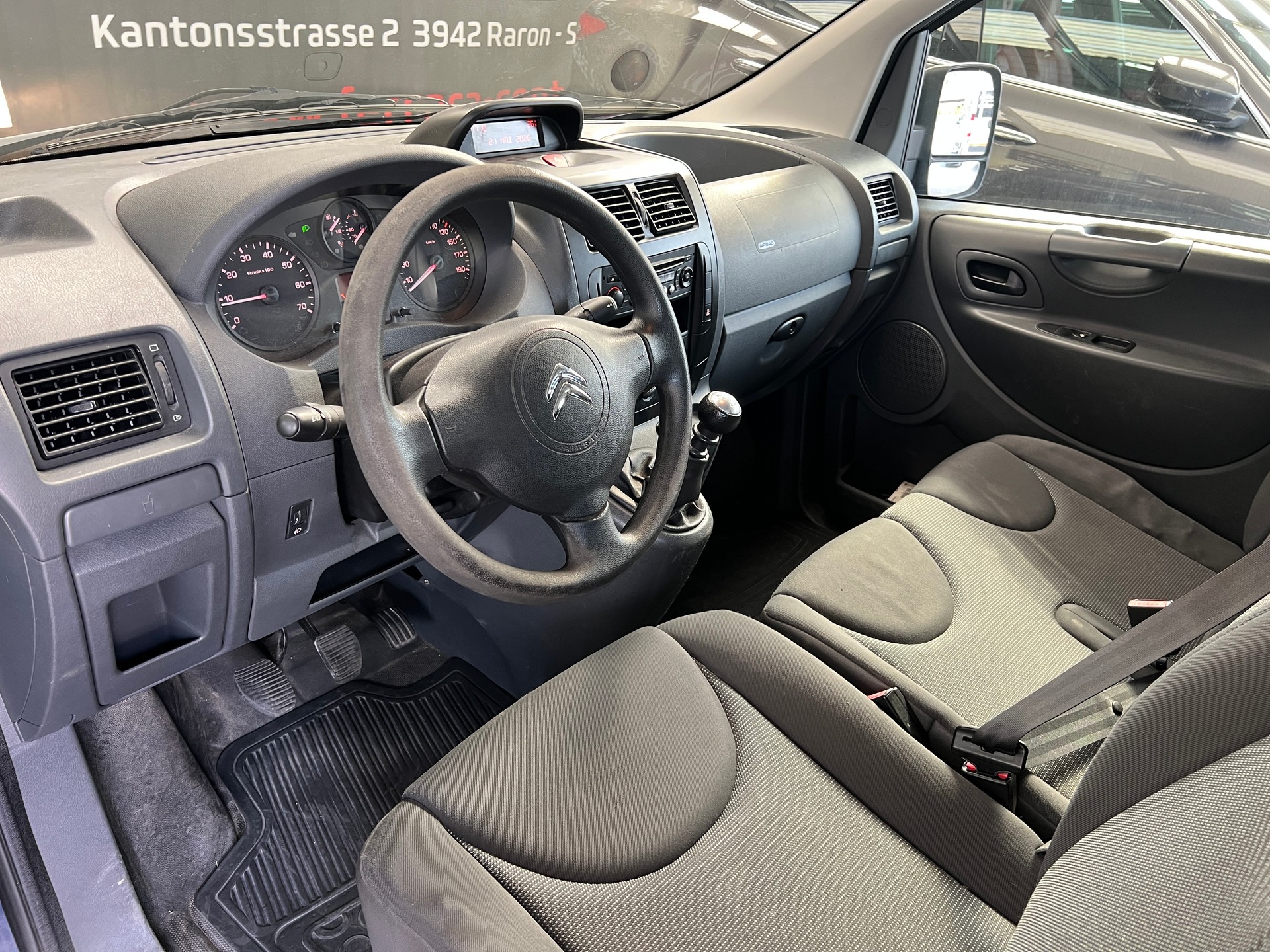 CITROEN Jumpy 2.0HDi L2H1 Seduction-image-8