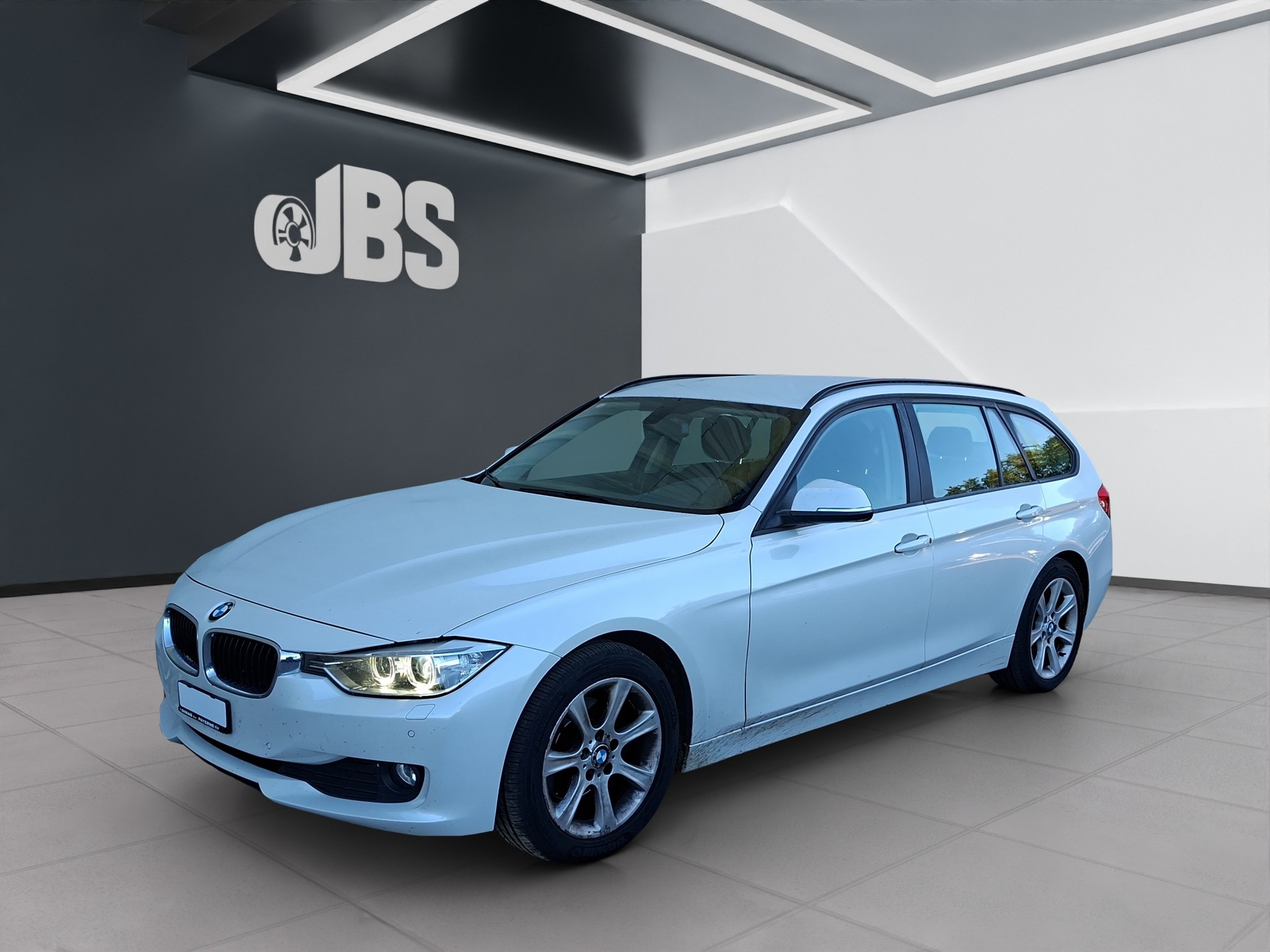 BMW 320d Touring Steptronic-image-0