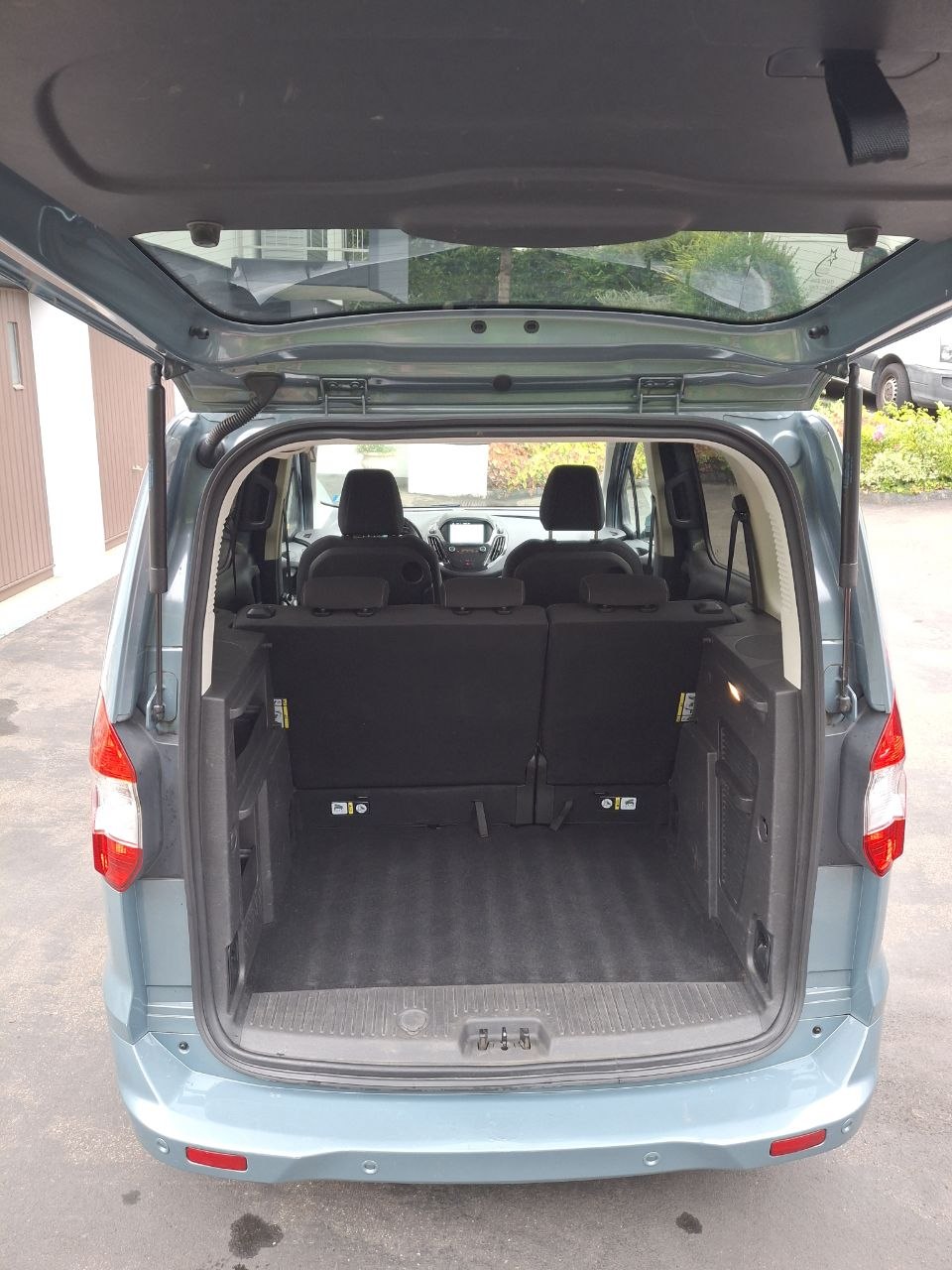 FORD 1.0 EcoB 100 Titanium-image-2