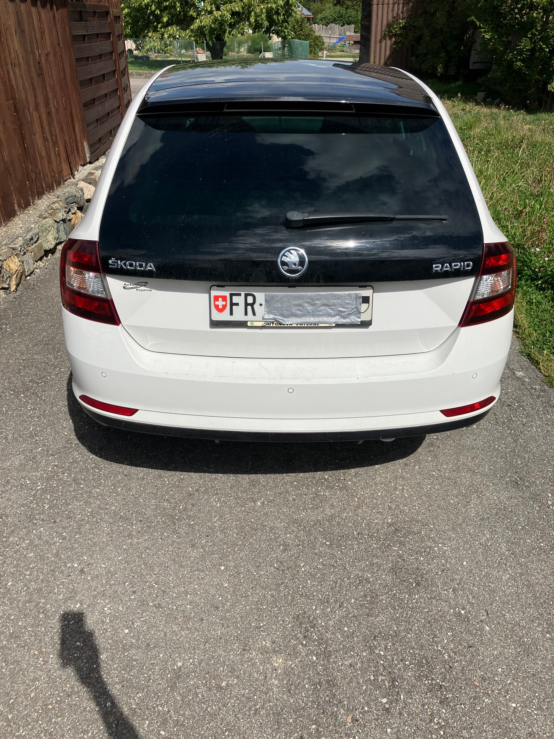 SKODA 1.4 TSI Monte Carlo DSG-image-2