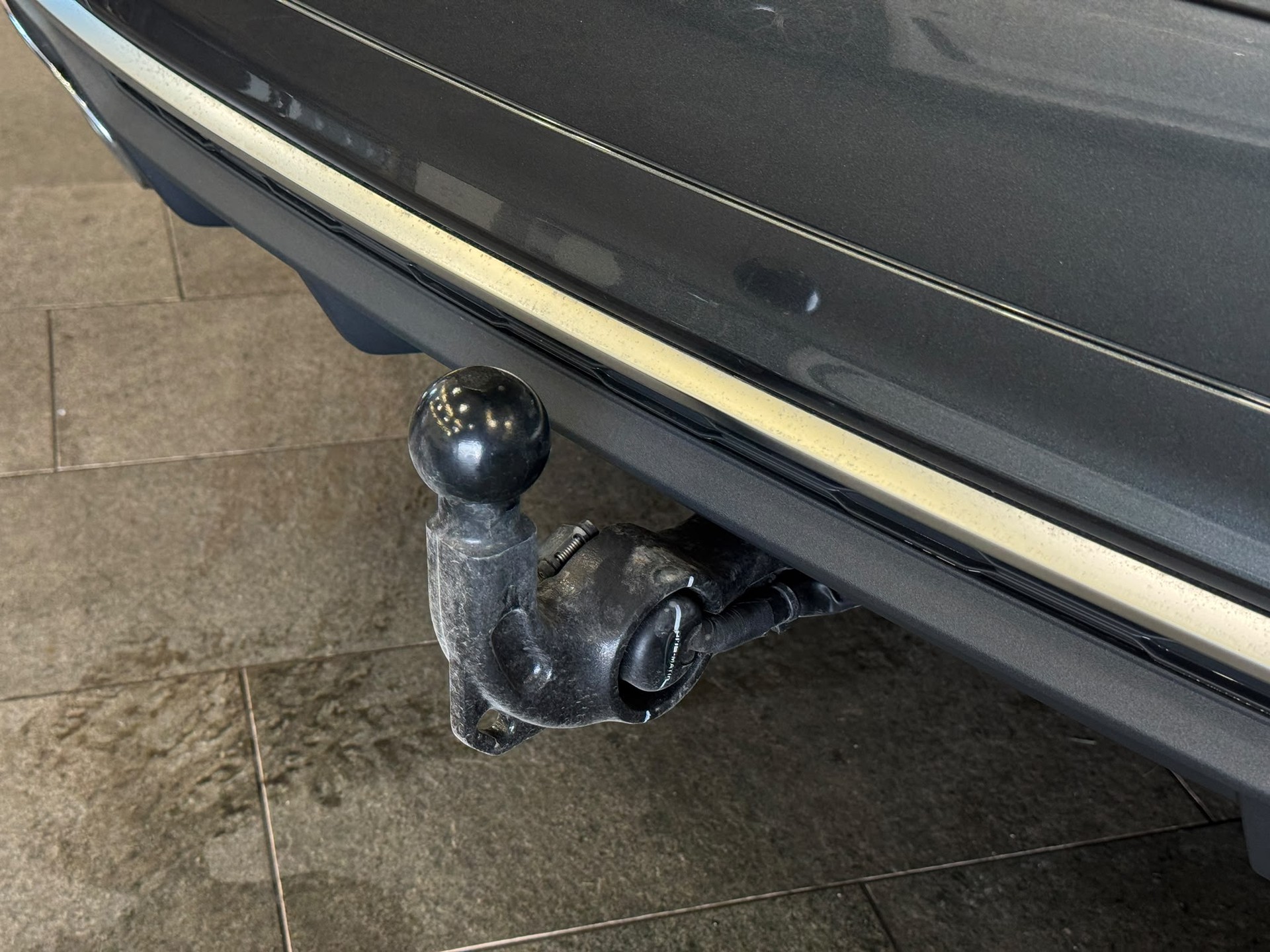AUDI Q5 40 TDI S-line quattro S-tronic-image-8
