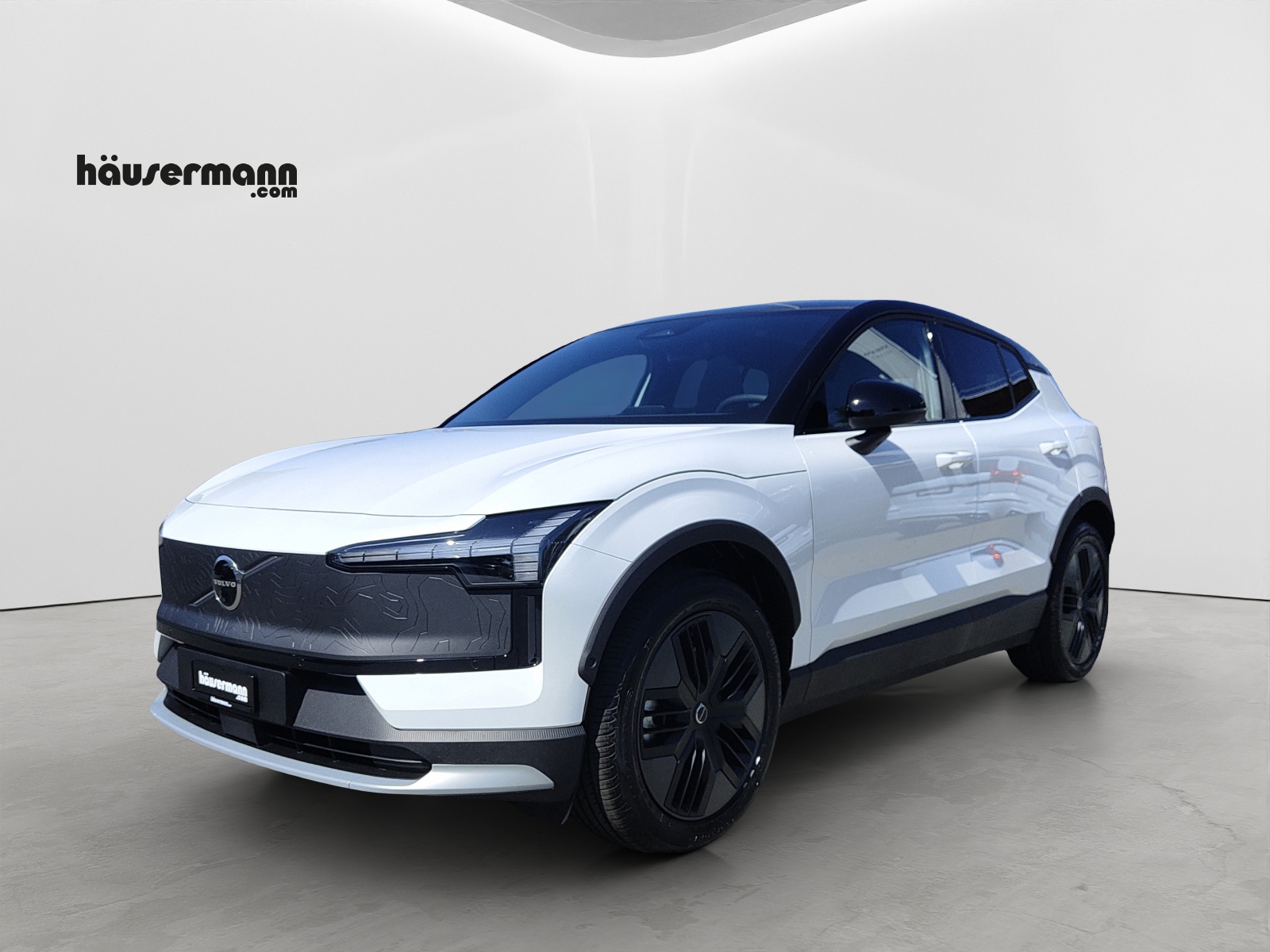 VOLVO EX30 CC P8 Ultra AWD-image-0