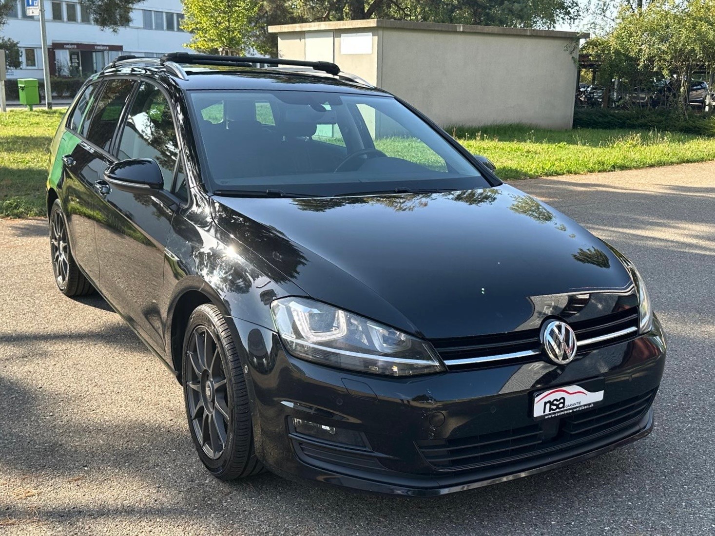VW Golf Variant 1.2 TSI Trendline-image-1