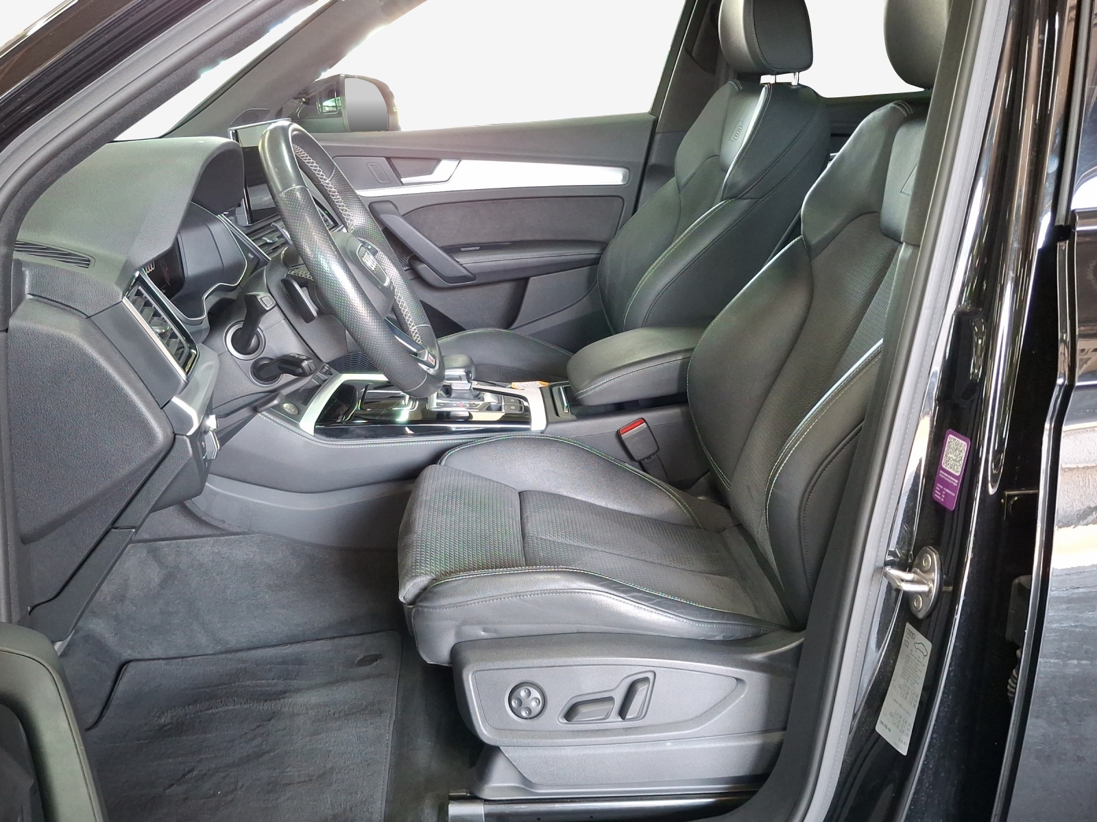 AUDI Q5 45 TFSI S-line quattro S-tronic-image-7