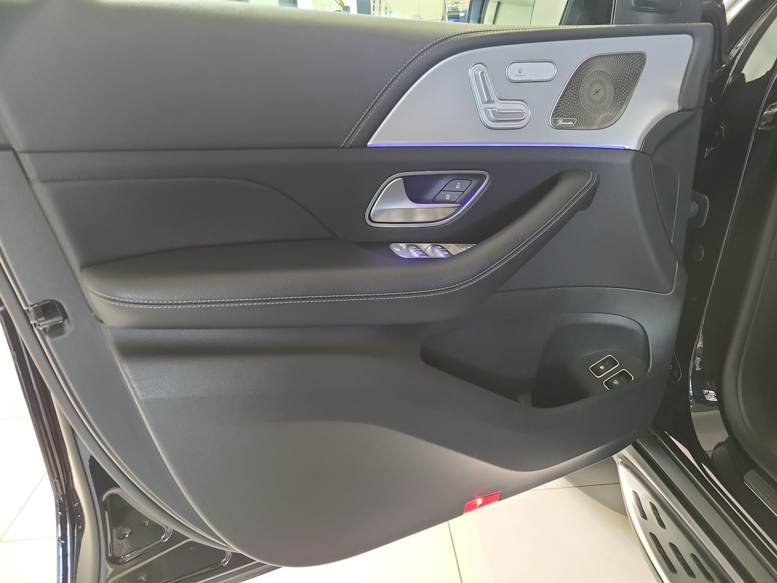 MERCEDES-BENZ GLE 350 e AMG Line 4matic-image-15