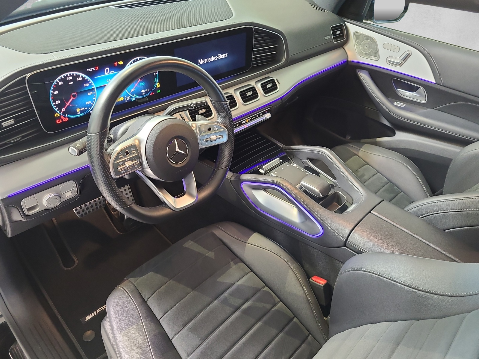 MERCEDES-BENZ GLE 350 e AMG Line 4matic-image-13