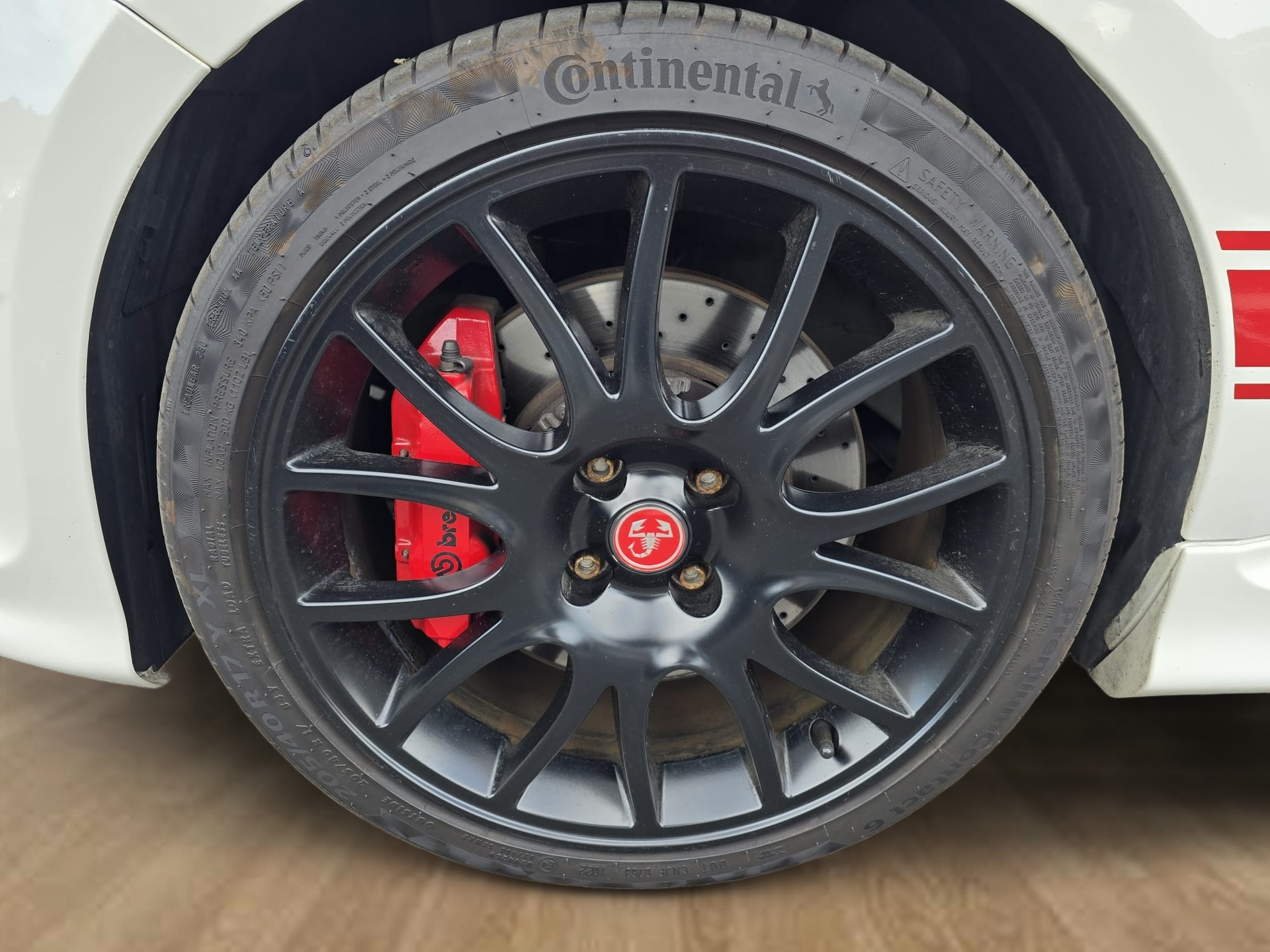 FIAT 595C 1.4 16V Turbo Abarth Competizione Dualogic-image-17