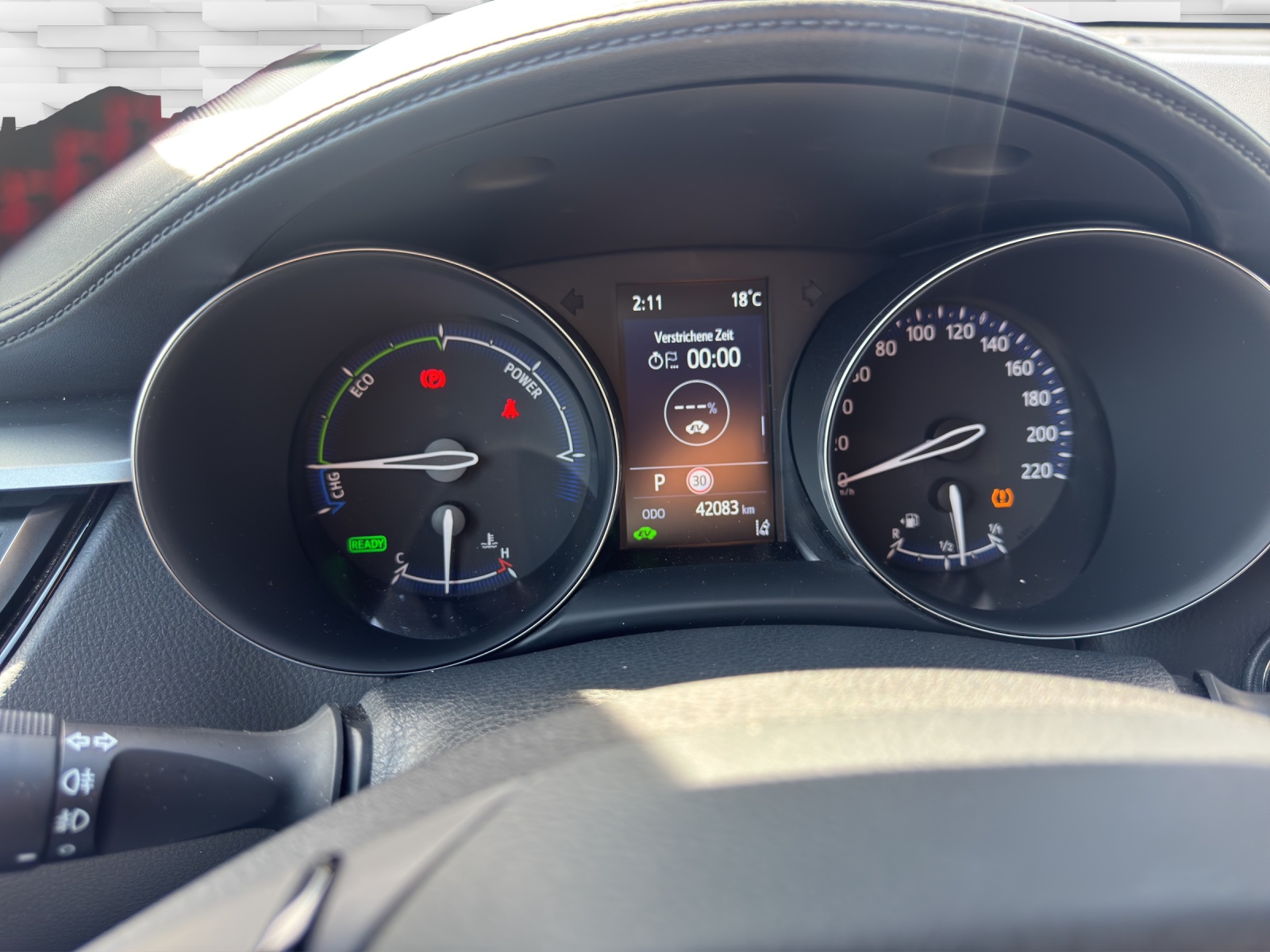 TOYOTA C-HR 2.0 HSD CVT GR Sport-image-9