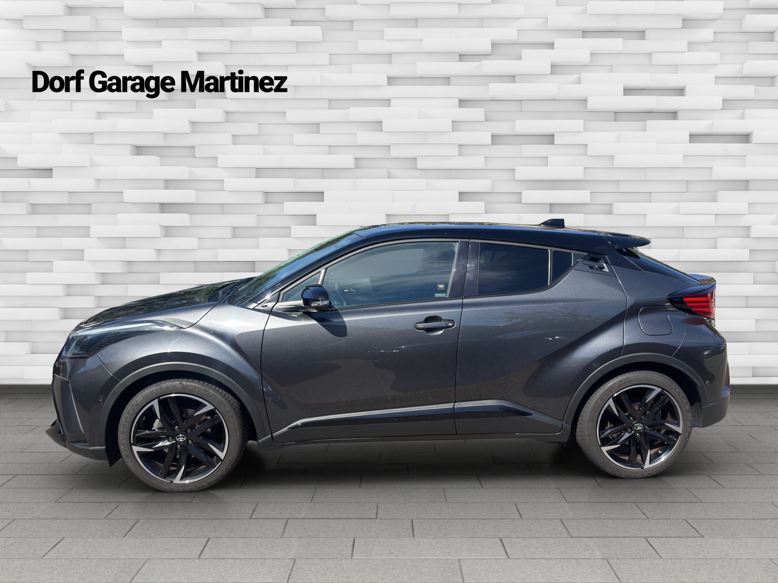 TOYOTA C-HR 2.0 HSD CVT GR Sport-image-2