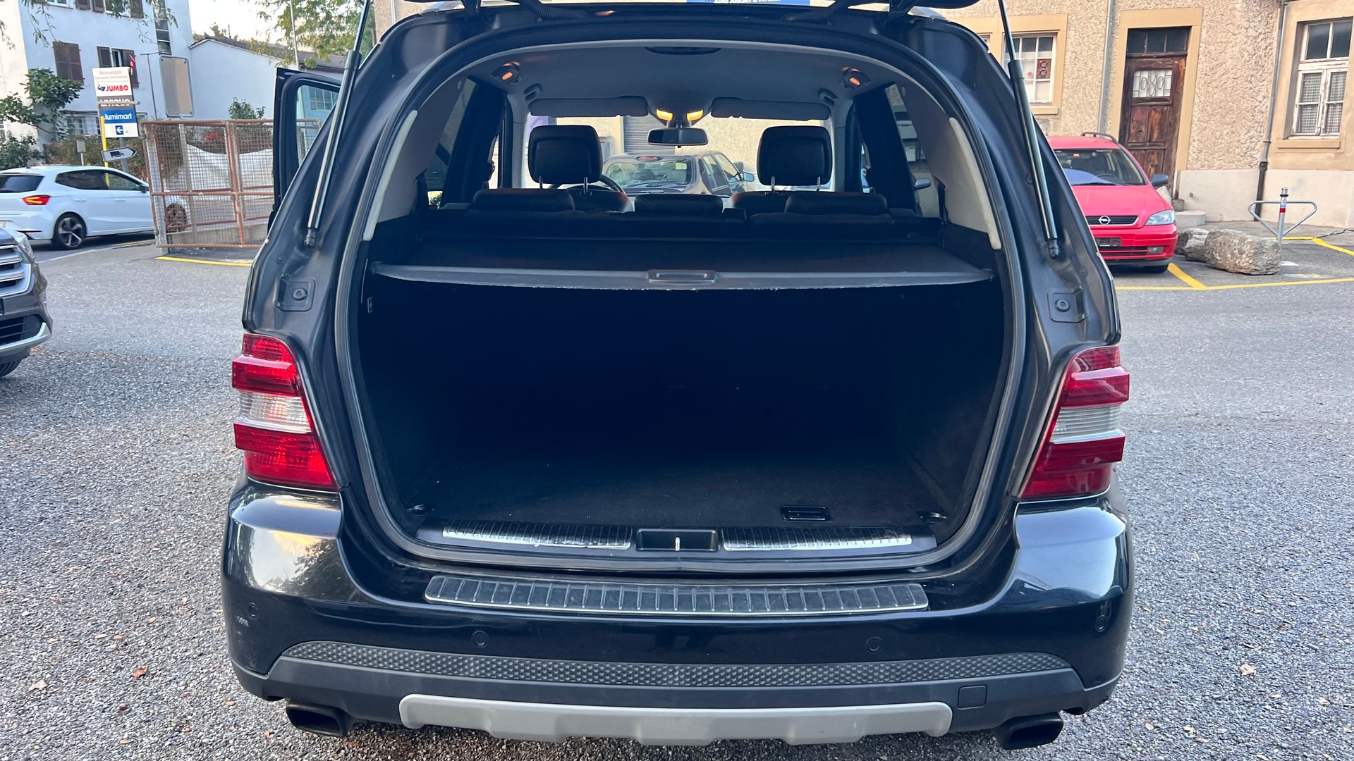 MERCEDES-BENZ ML 320 CDI 4Matic Edition7G-Tronic-image-7