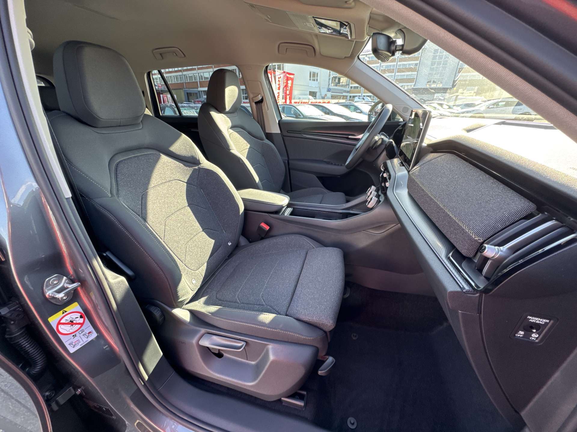 SKODA Kodiaq 2.0 TDi Selection 4x4 7-Plätzer DSG-Automat-image-12