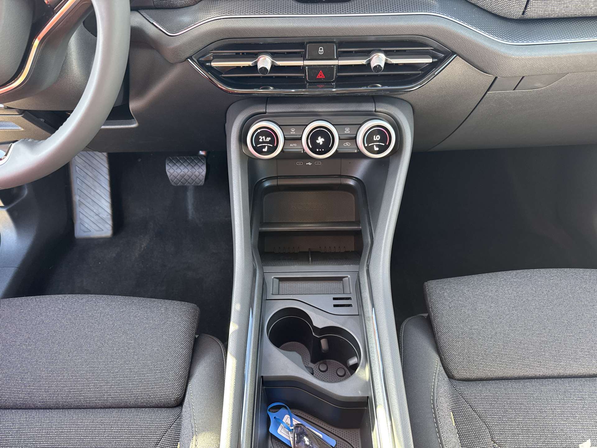 SKODA Kodiaq 2.0 TDi Selection 4x4 7-Plätzer DSG-Automat-image-11