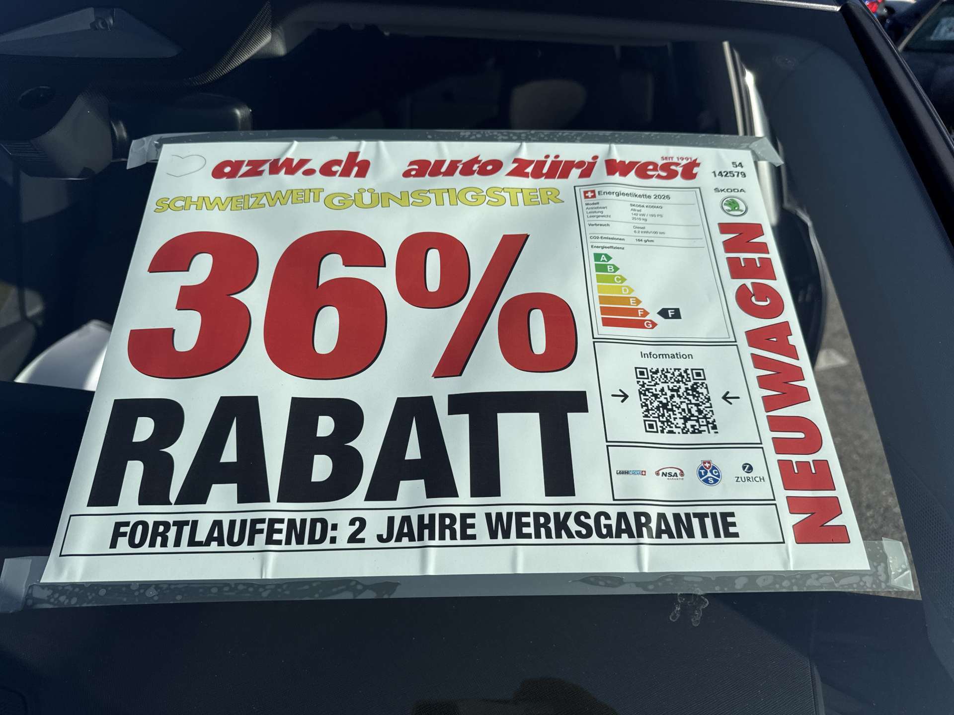 SKODA Kodiaq 2.0 TDi Selection 4x4 7-Plätzer DSG-Automat-image-3