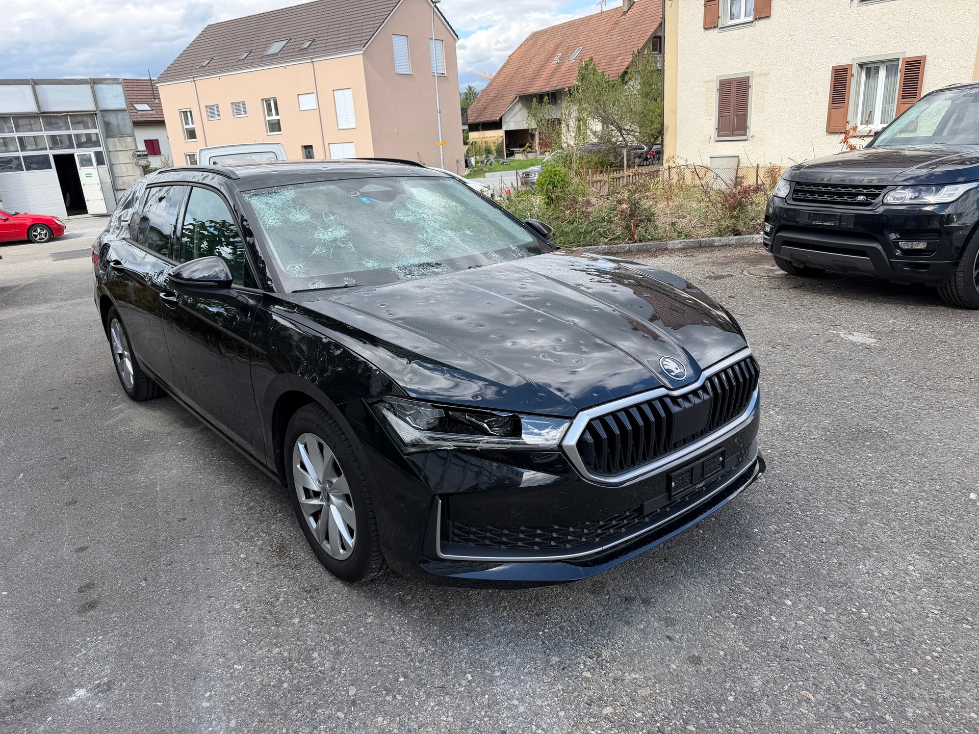 SKODA Superb Combi 2.0 TDi Selection 4x4 DSG-image-0