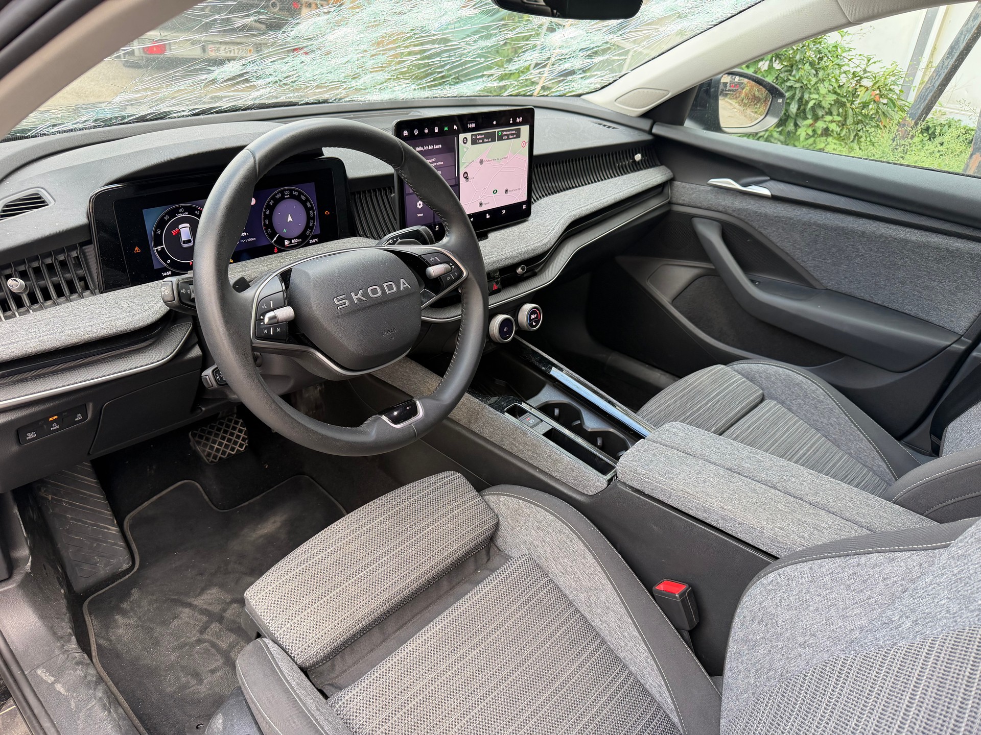 SKODA Superb Combi 2.0 TDi Selection 4x4 DSG-image-9