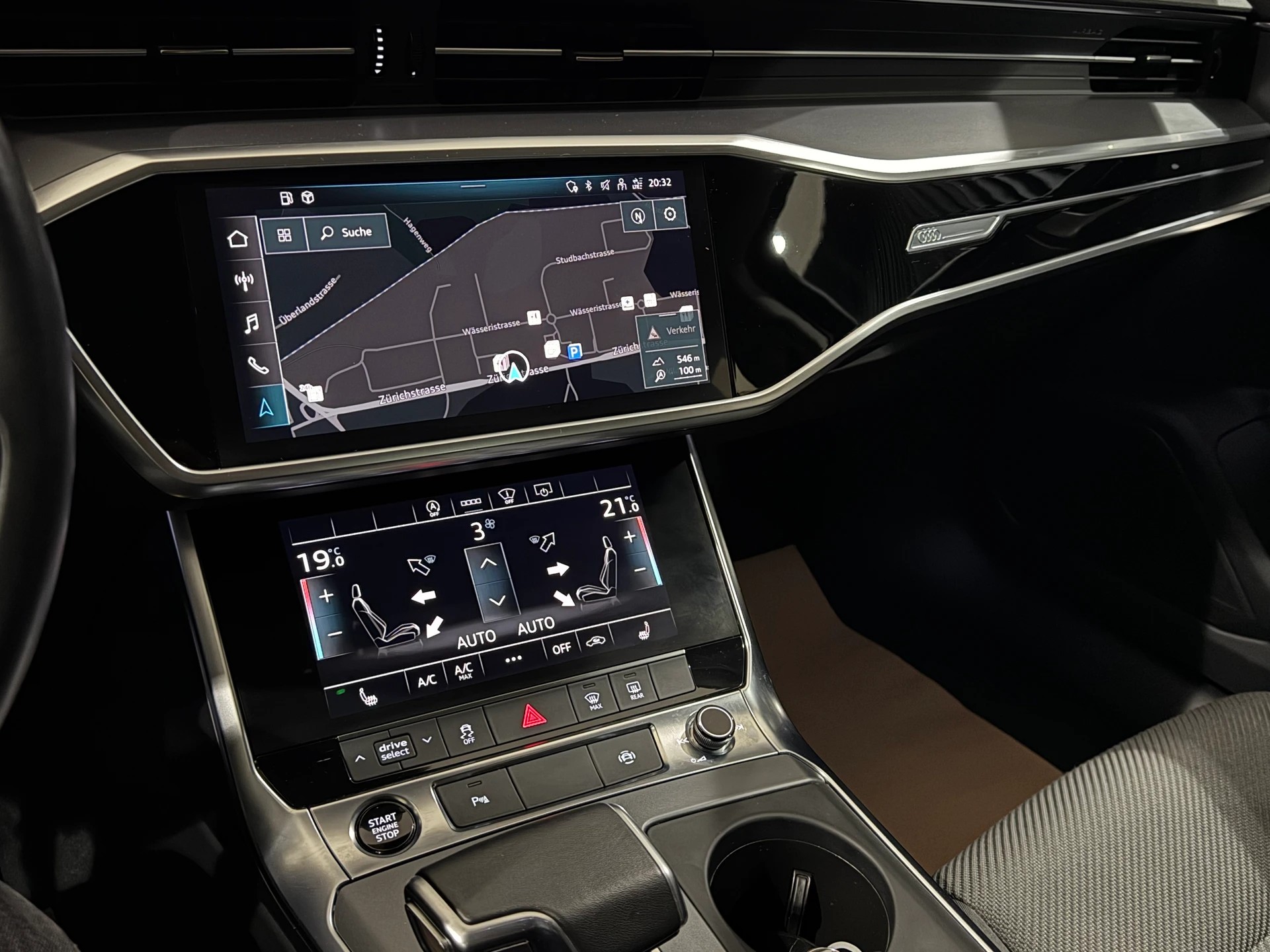 AUDI A6 Limousine 45 TFSI Sport S-tronic I CH I 1.Hand I-image-17