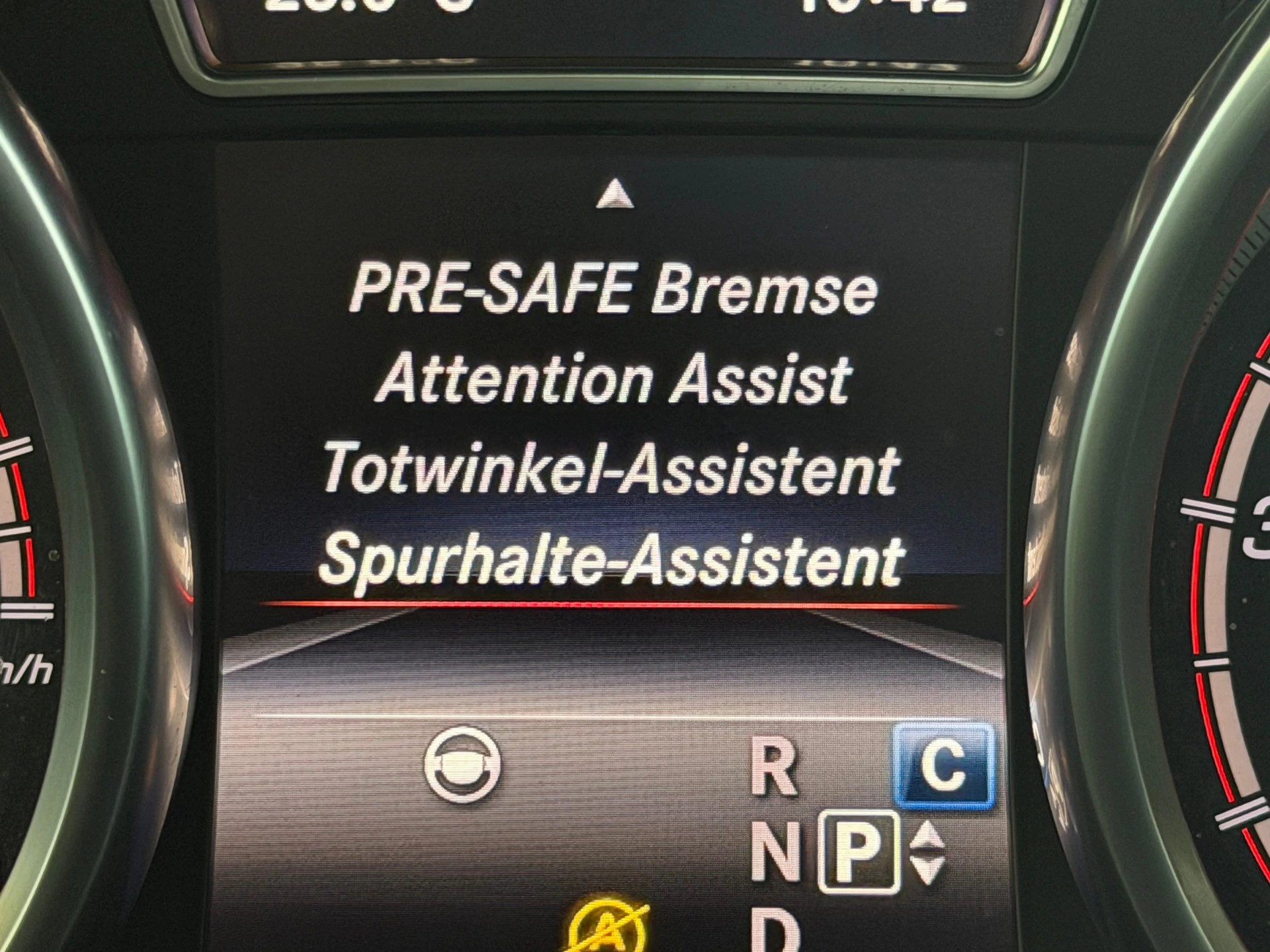 MERCEDES-BENZ GLE 63 S AMG 4Matic Speedshift Plus 7G-Tronic | MFK 02.2025 | AMG Performance | AHK 3t. | Pano Dach-image-20