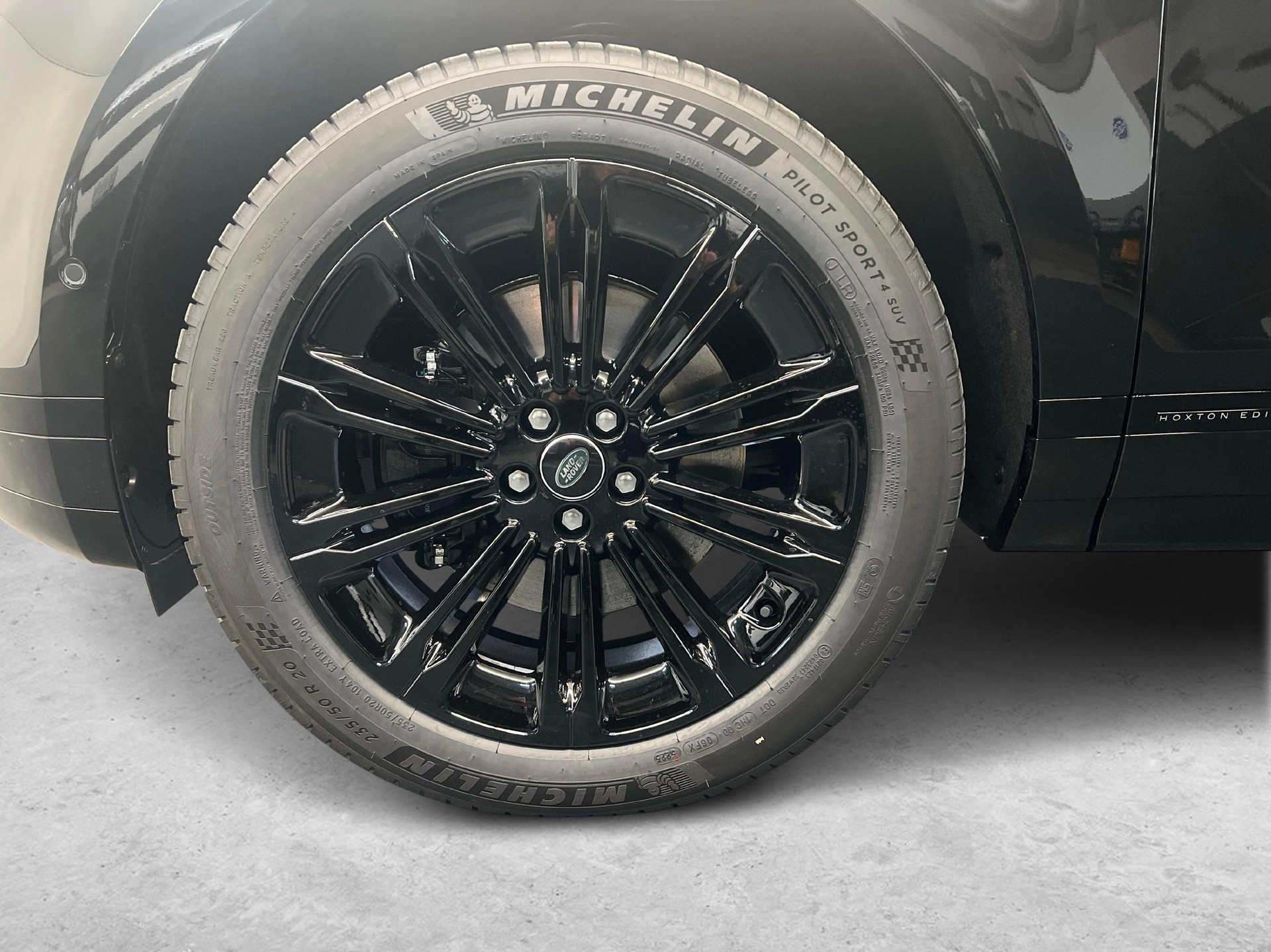 LAND ROVER Range Rover Evoque 1.5 T 270e Hoxton Edition-image-12