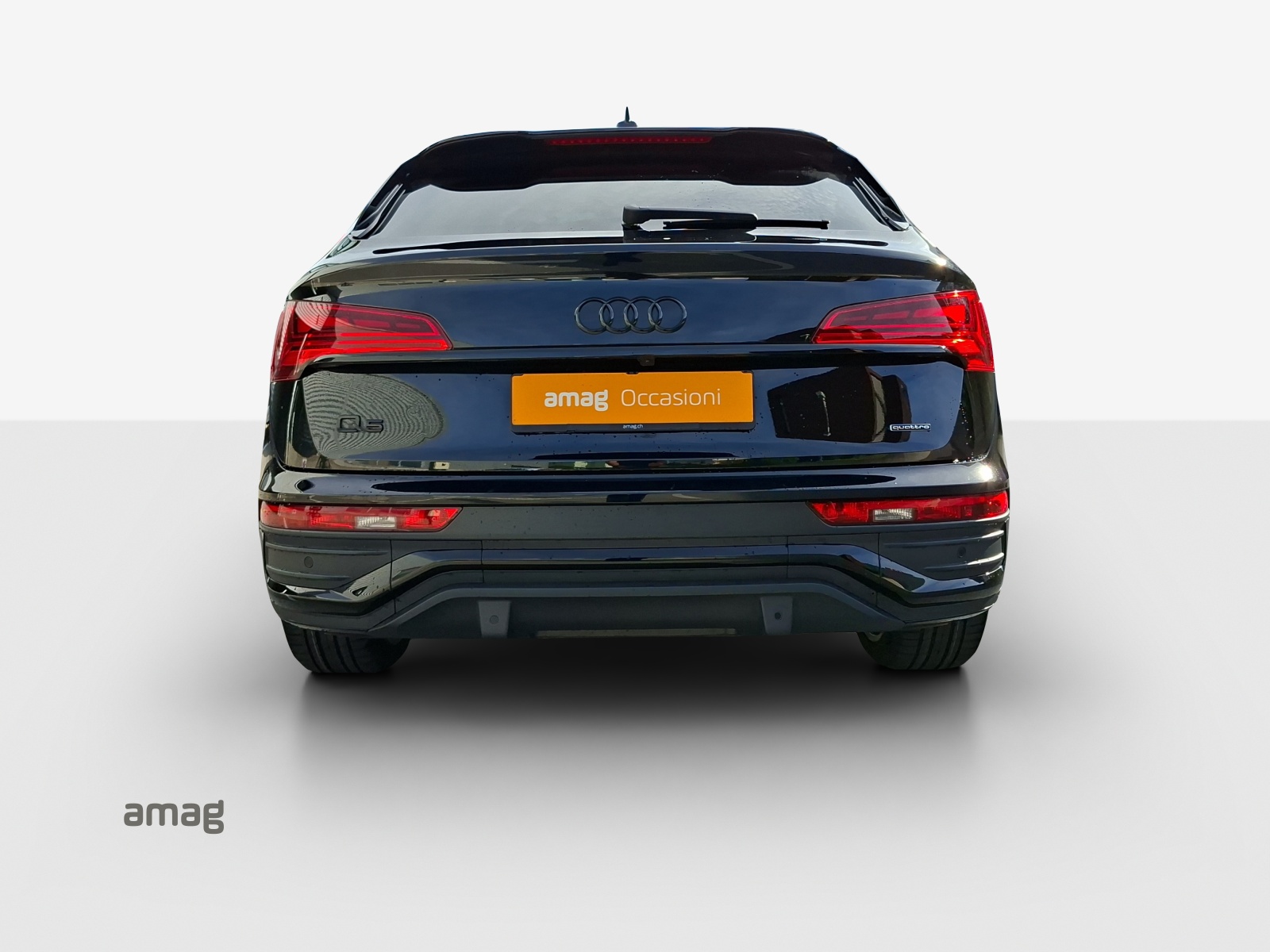 AUDI Q5 Sportback 40 TDI Blackedition quattro S-tronic-image-3
