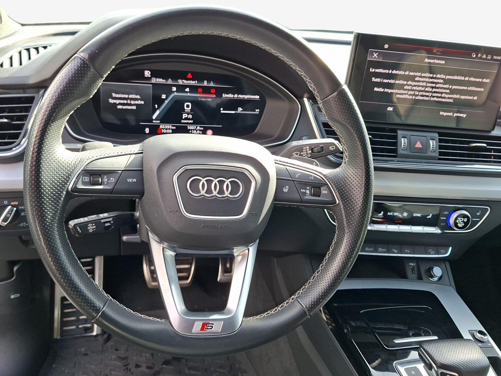 AUDI Q5 Sportback 40 TDI Blackedition quattro S-tronic-image-9