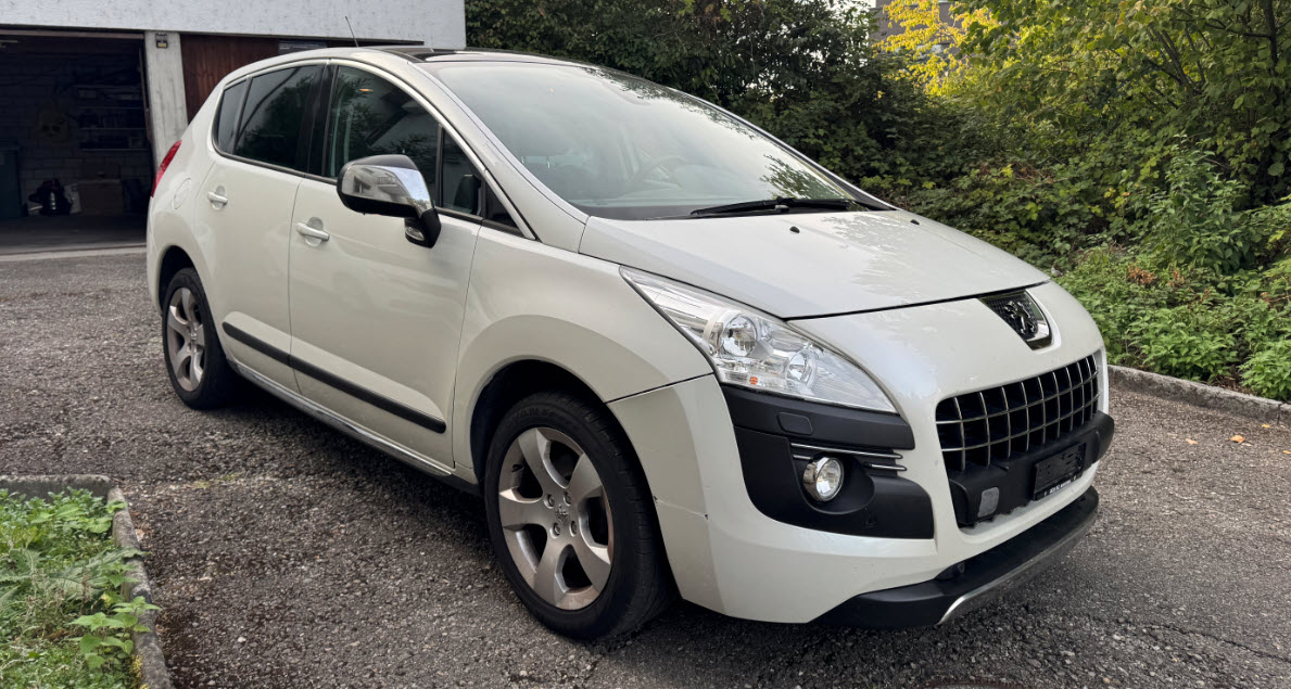 PEUGEOT 3008 1.6 16V T Platinum Tiptronic-image-1