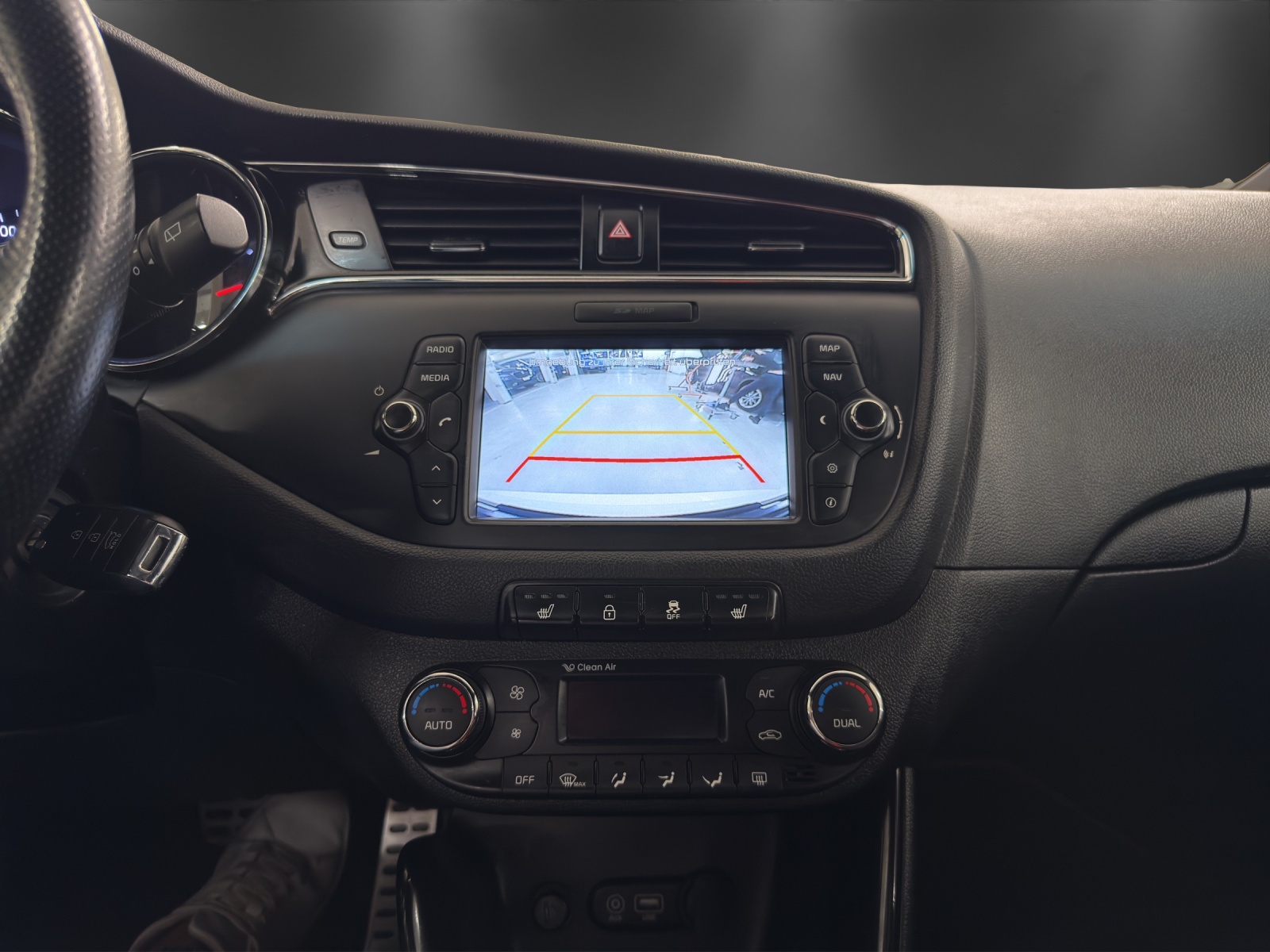 KIA Cee'd Sportswagon 1.6 CRDi GT Line-image-11