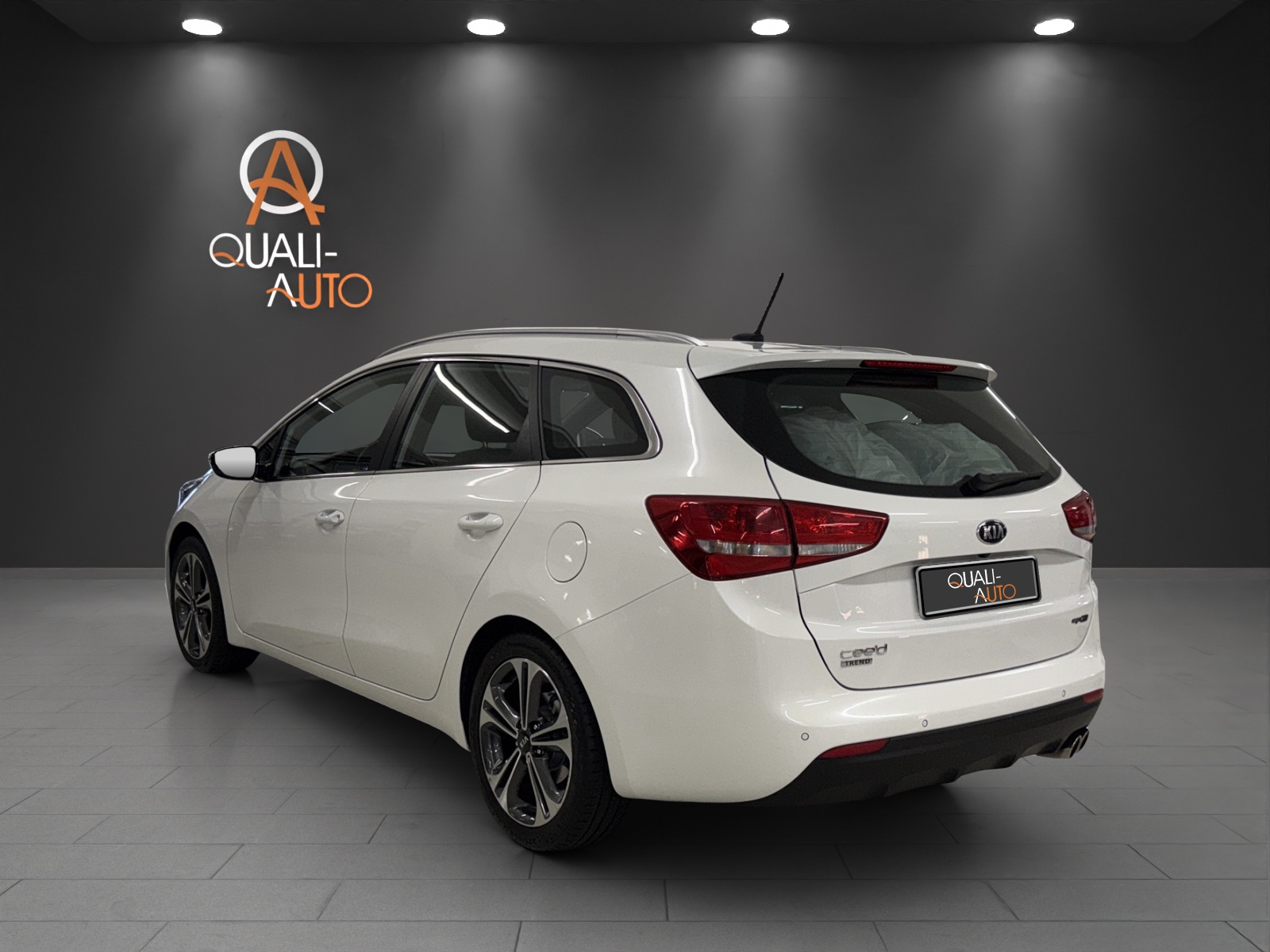 KIA Cee'd Sportswagon 1.6 CRDi GT Line-image-3