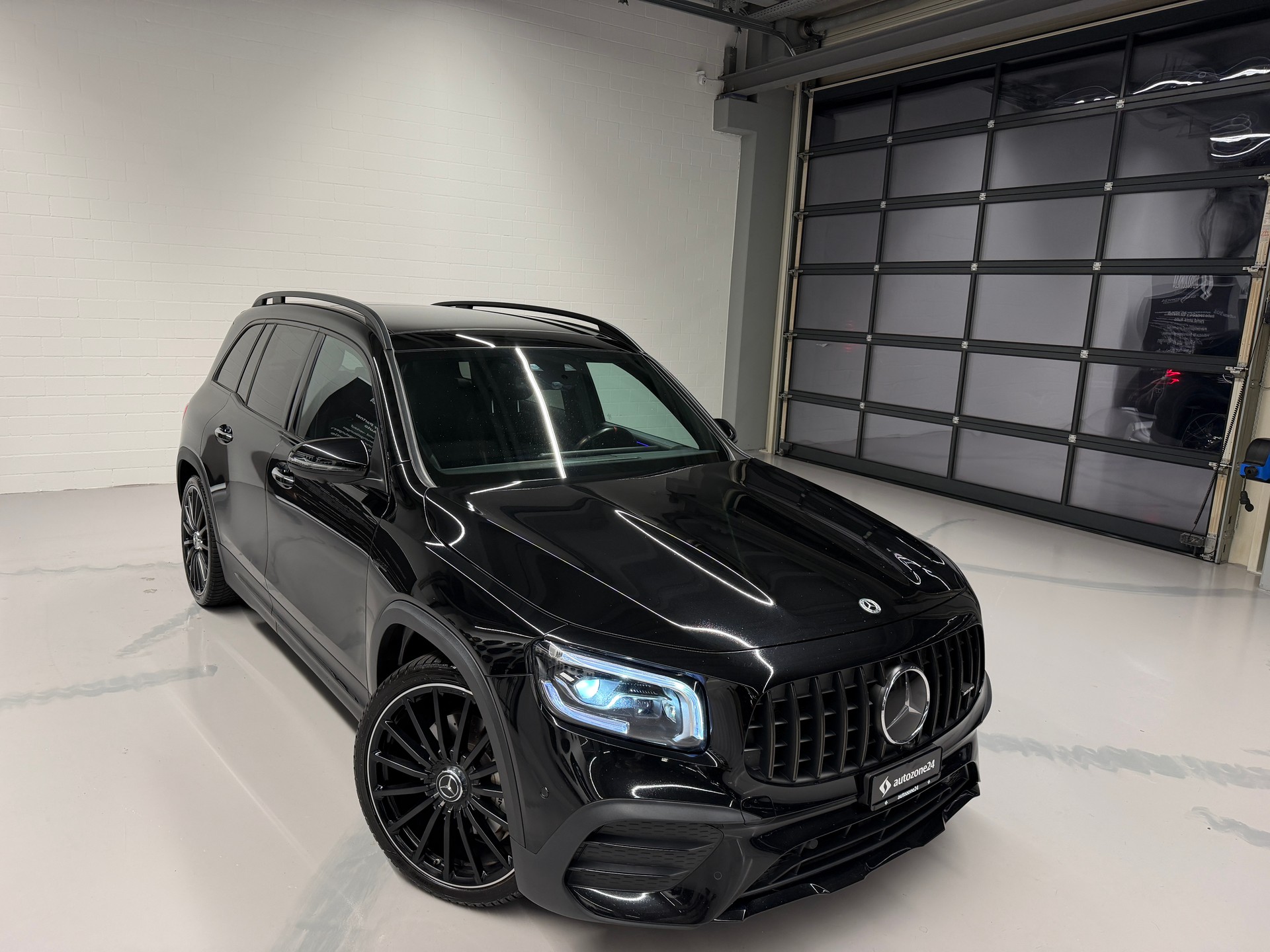 MERCEDES-BENZ GLB 35 AMG 4matic *CH-Auto*Frisch ab MFK*Garantie*Premium Plus Pack*-image-6
