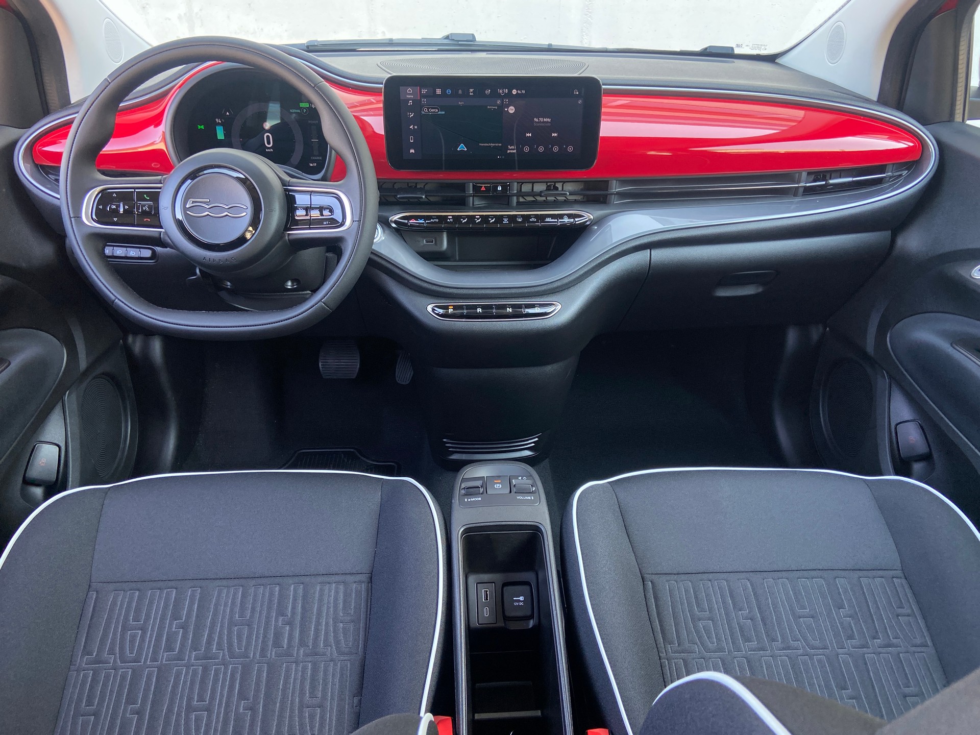 FIAT 500 electric 118PS Vita-image-3