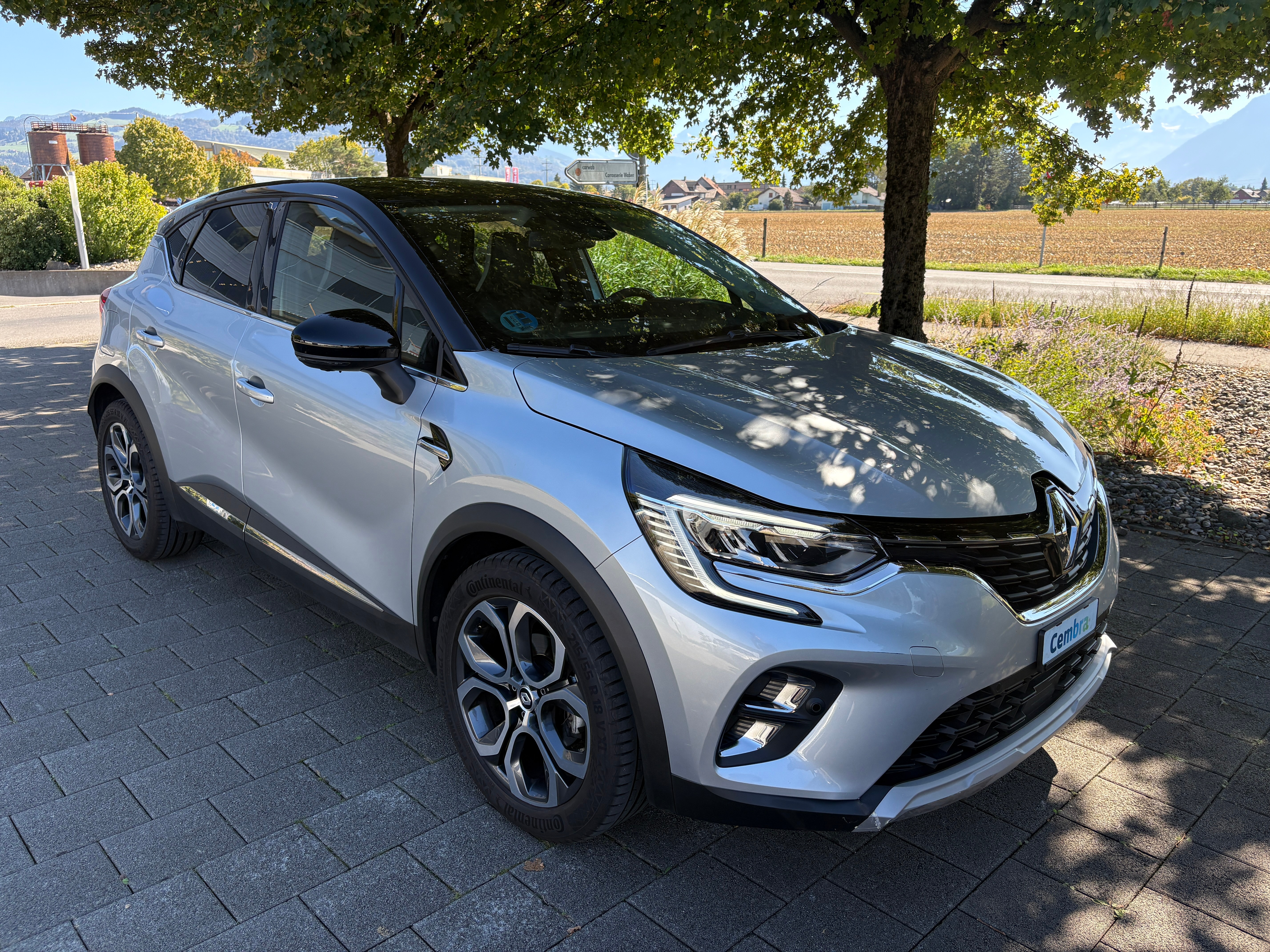 Car photo