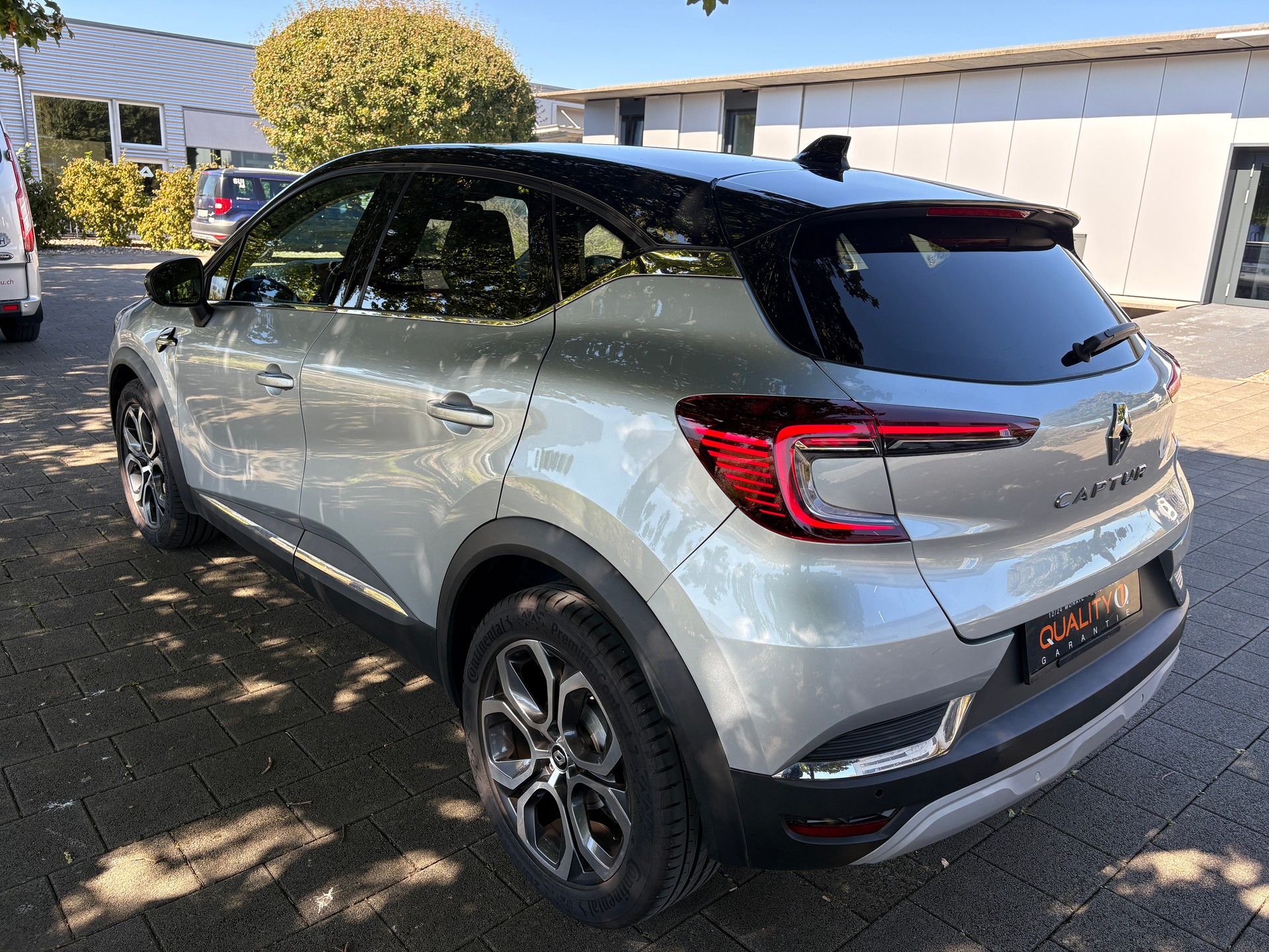 RENAULT Captur 1.3 TCe Zen-image-3