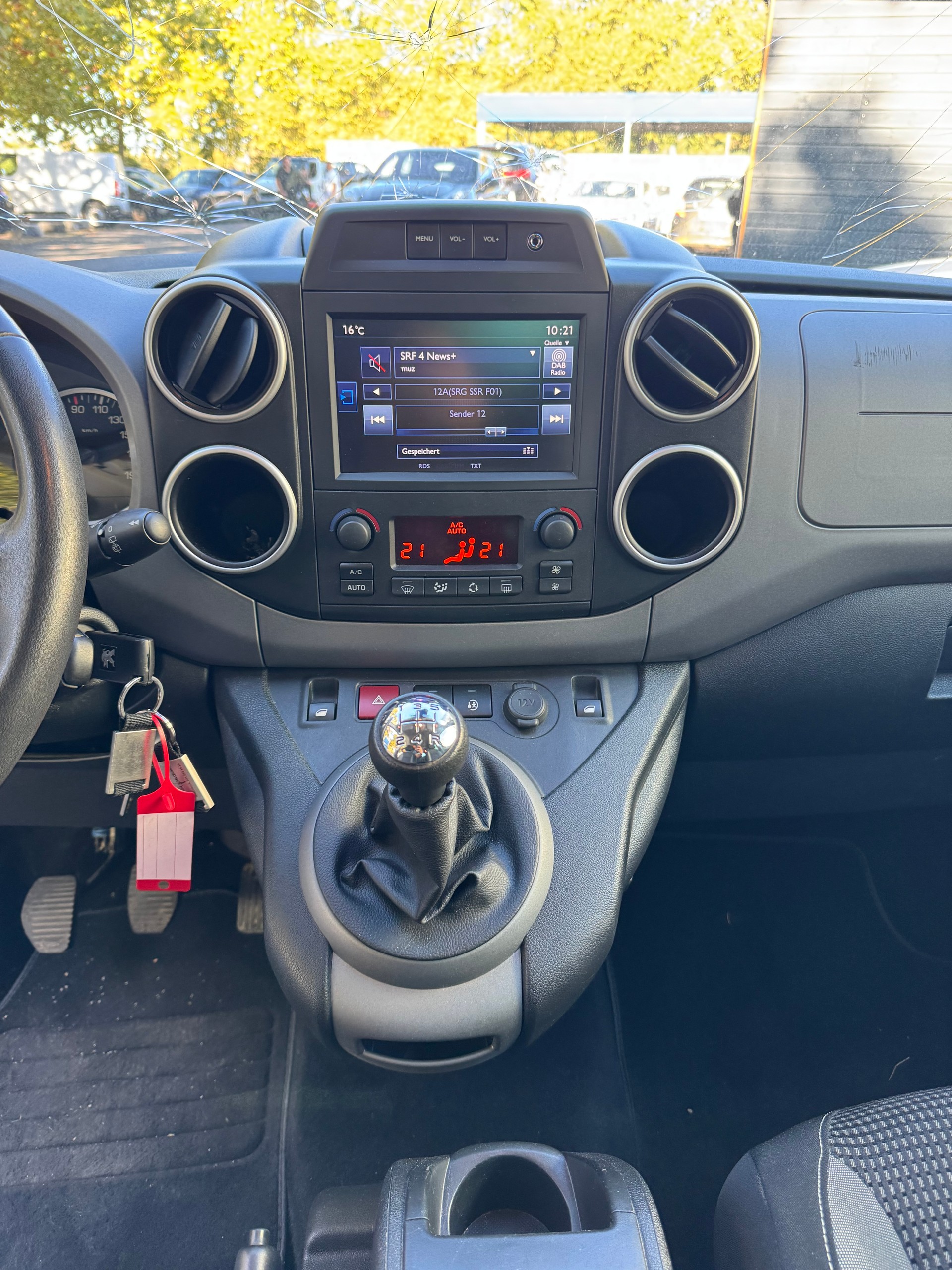 PEUGEOT Partner 1.2 PureTech Allure-image-20