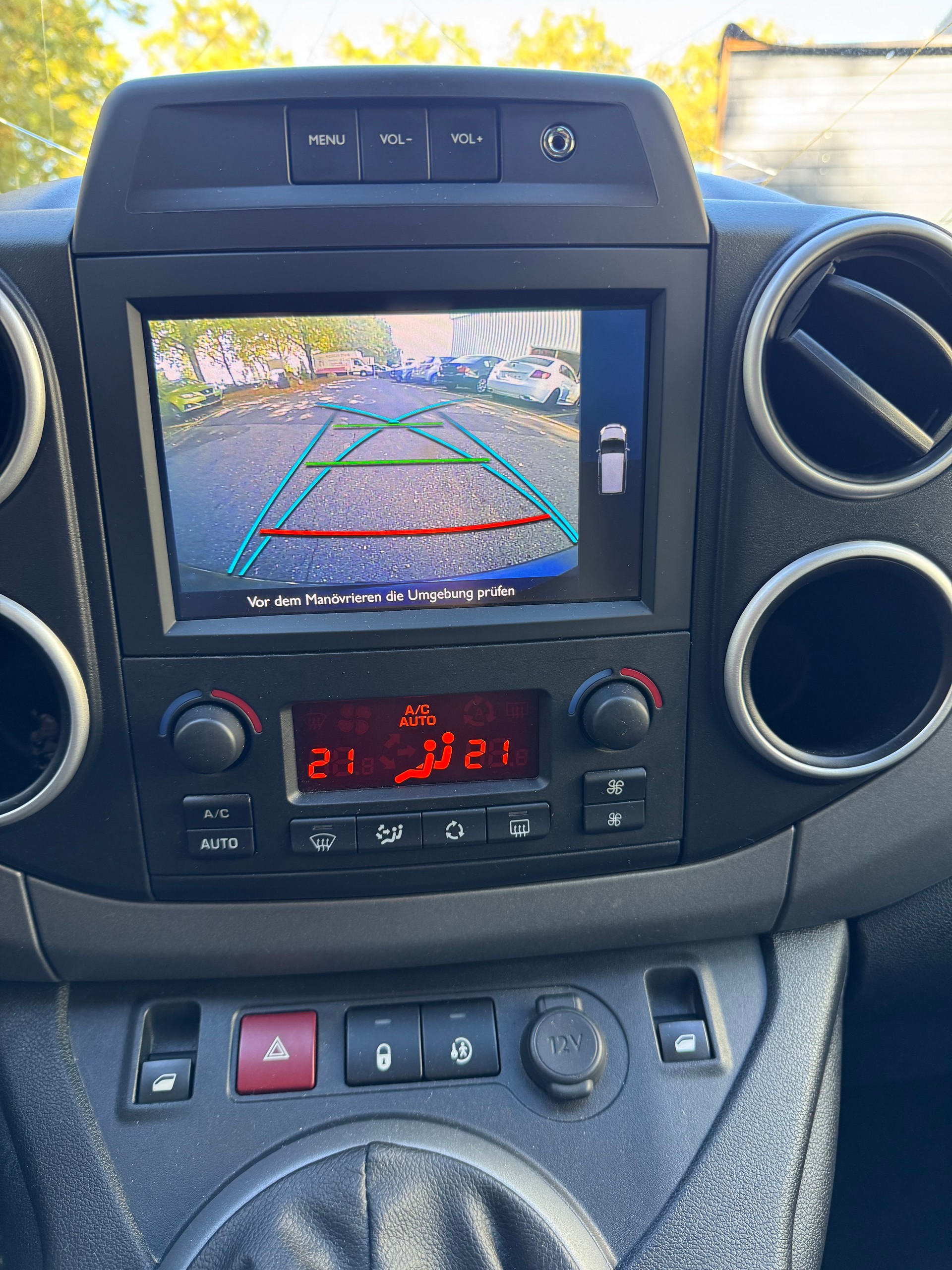 PEUGEOT Partner 1.2 PureTech Allure-image-19