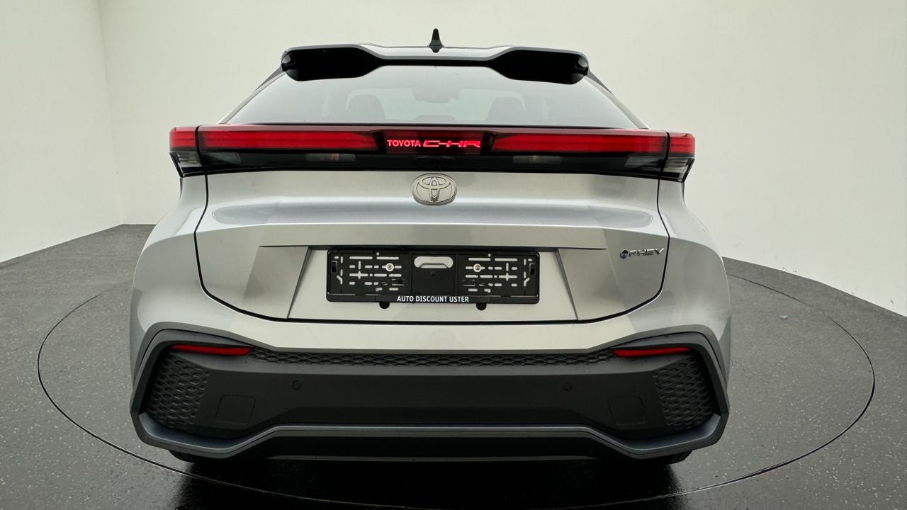 TOYOTA C-HR 2.0 PHEV CVT Style-image-3