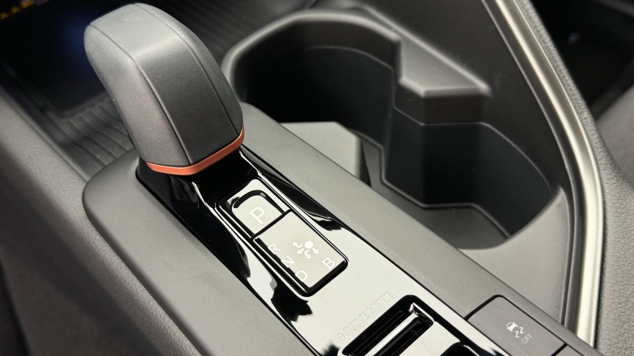 TOYOTA C-HR 2.0 PHEV CVT Style-image-11