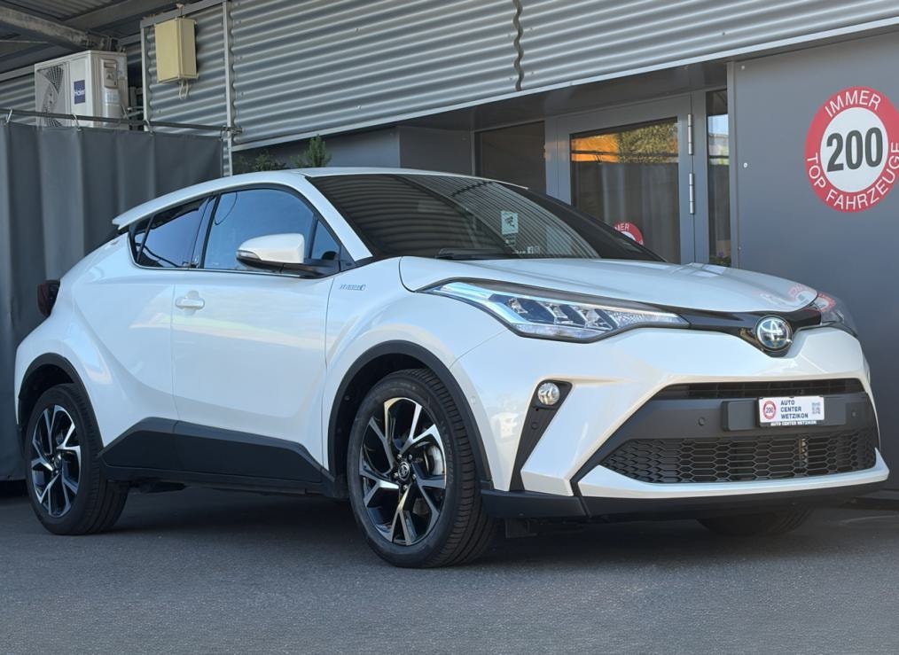 TOYOTA C-HR 1.8 HSD Team Deutschland-image-1