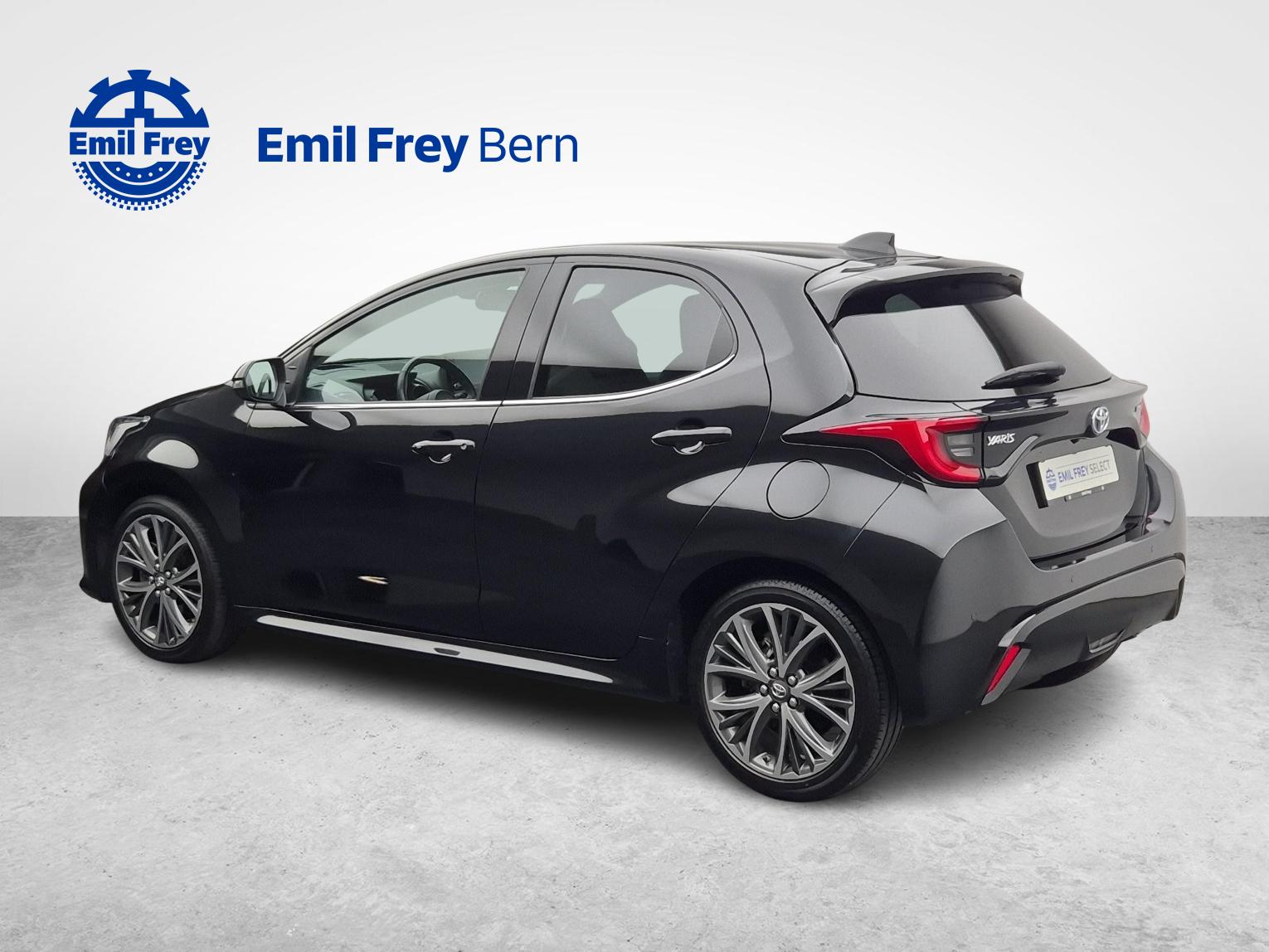 TOYOTA Yaris 1.5 VVT-i HSD Premium-image-8