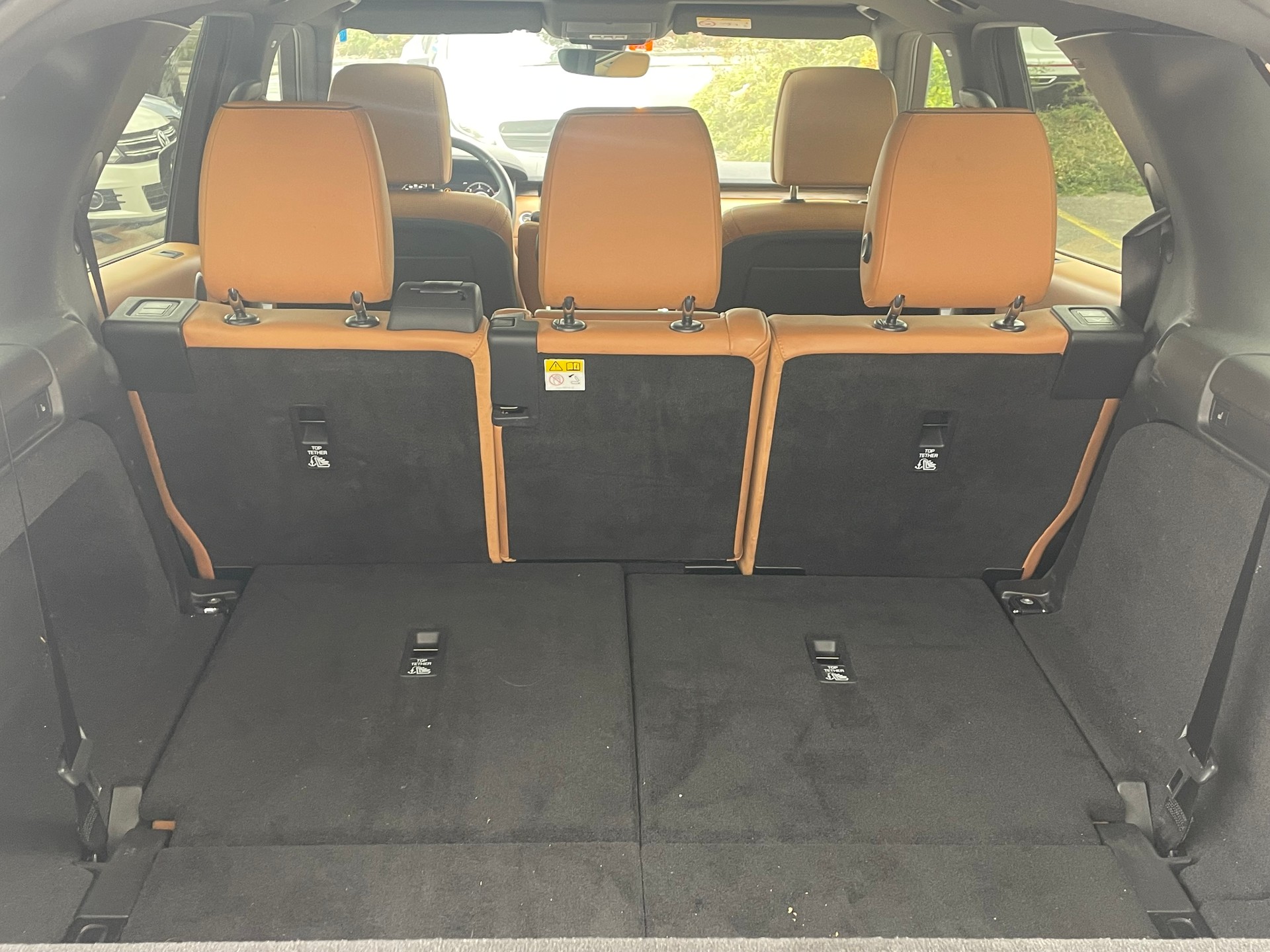 LAND ROVER Discovery 2.0 SD4 HSE Luxury Automatic-image-7