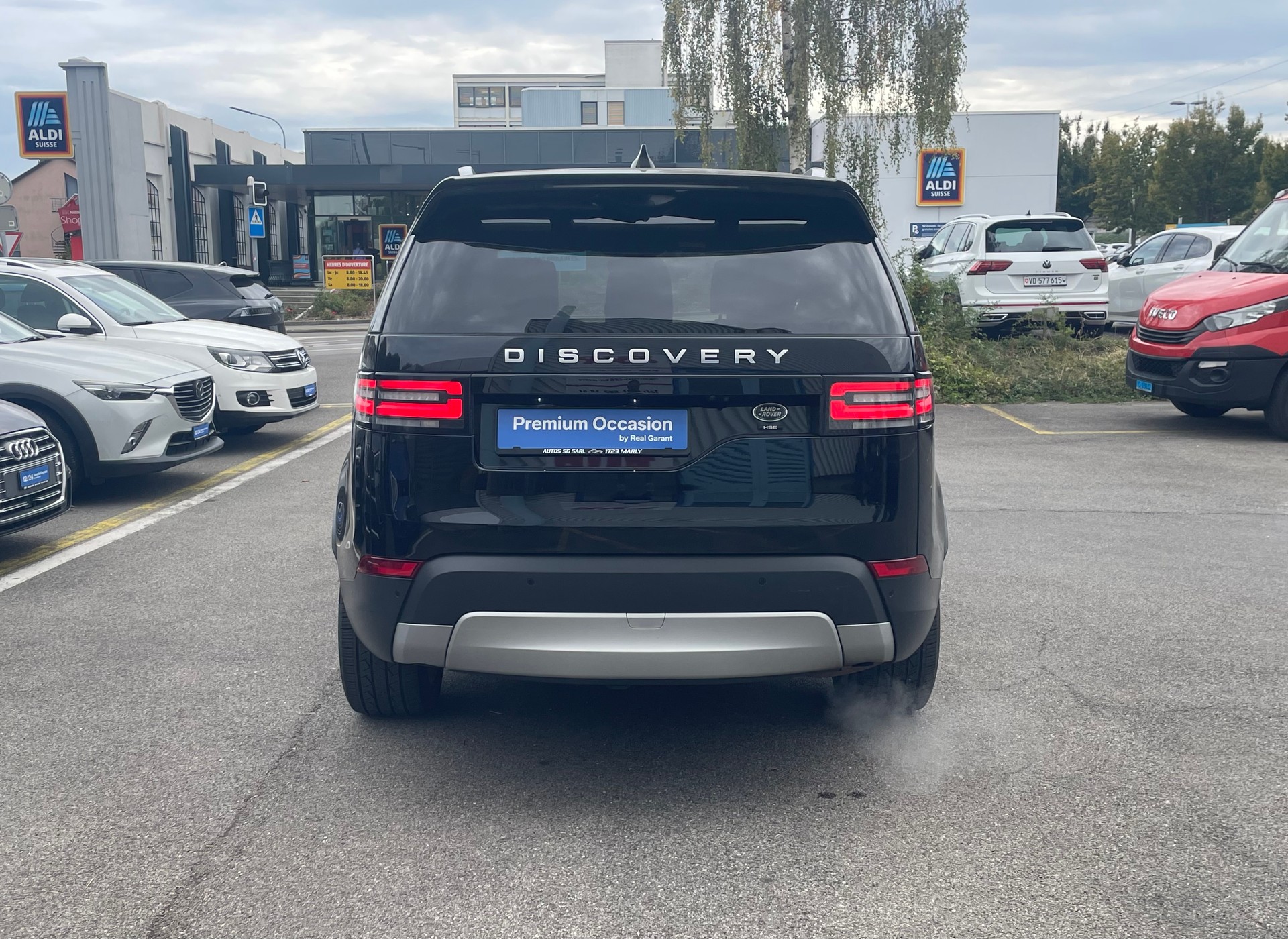 LAND ROVER Discovery 2.0 SD4 HSE Luxury Automatic-image-4