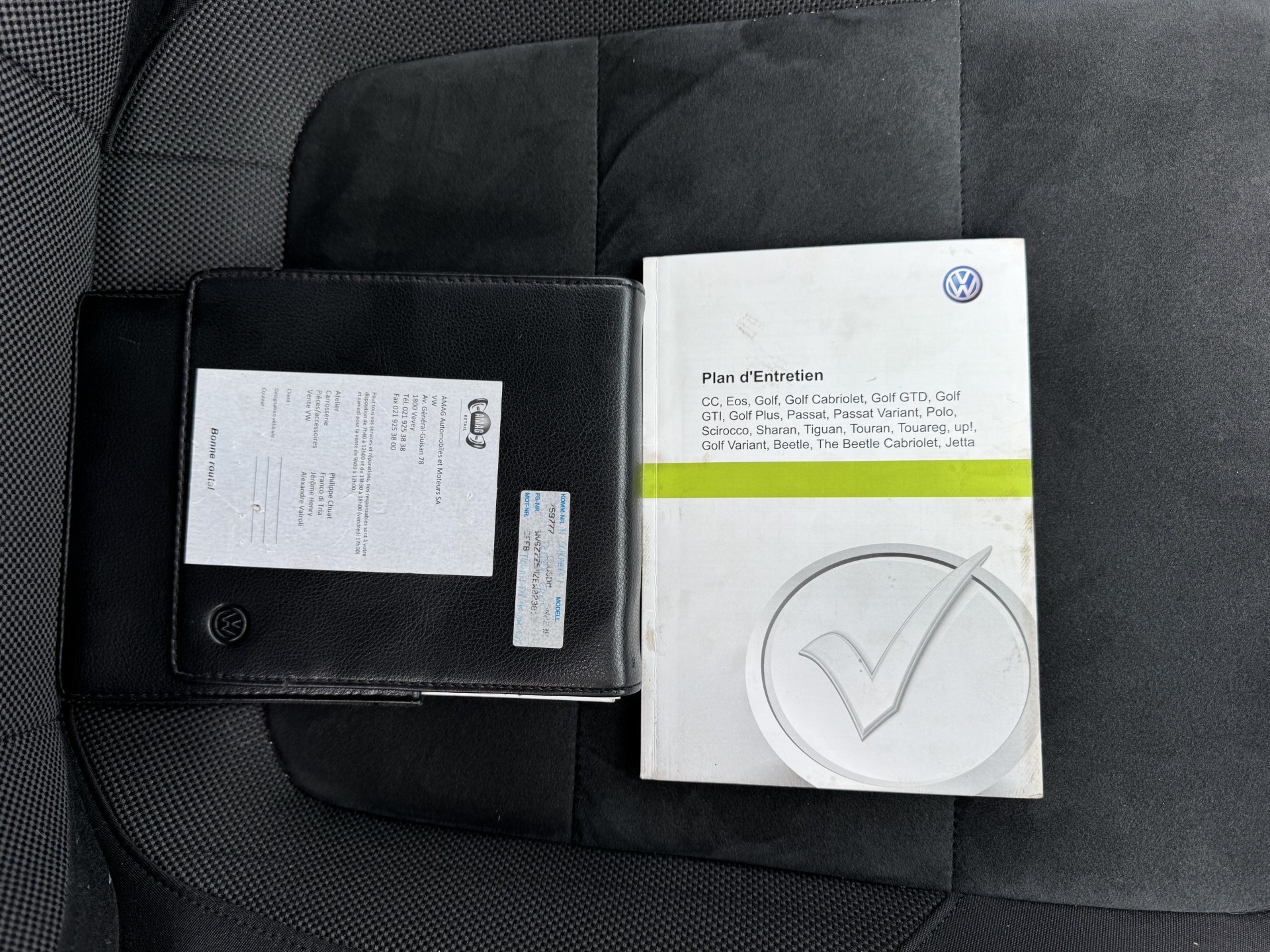VW Tiguan 2.0 TDI BlueMotion Sport&Style 4Motion DSG-image-13
