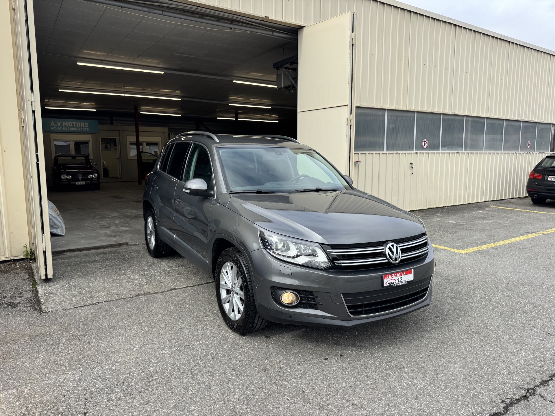 VW Tiguan 2.0 TDI BlueMotion Sport&Style 4Motion DSG-image-1