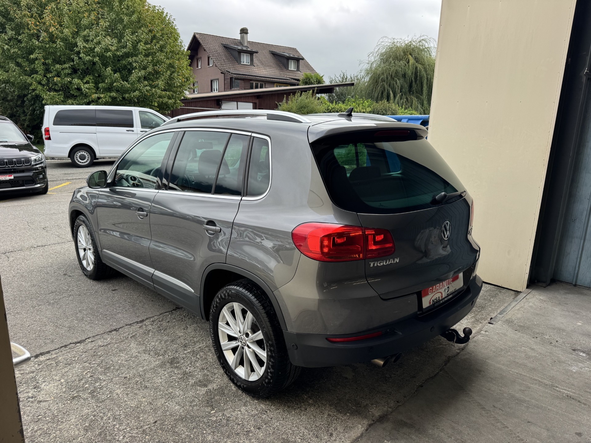 VW Tiguan 2.0 TDI BlueMotion Sport&Style 4Motion DSG-image-3