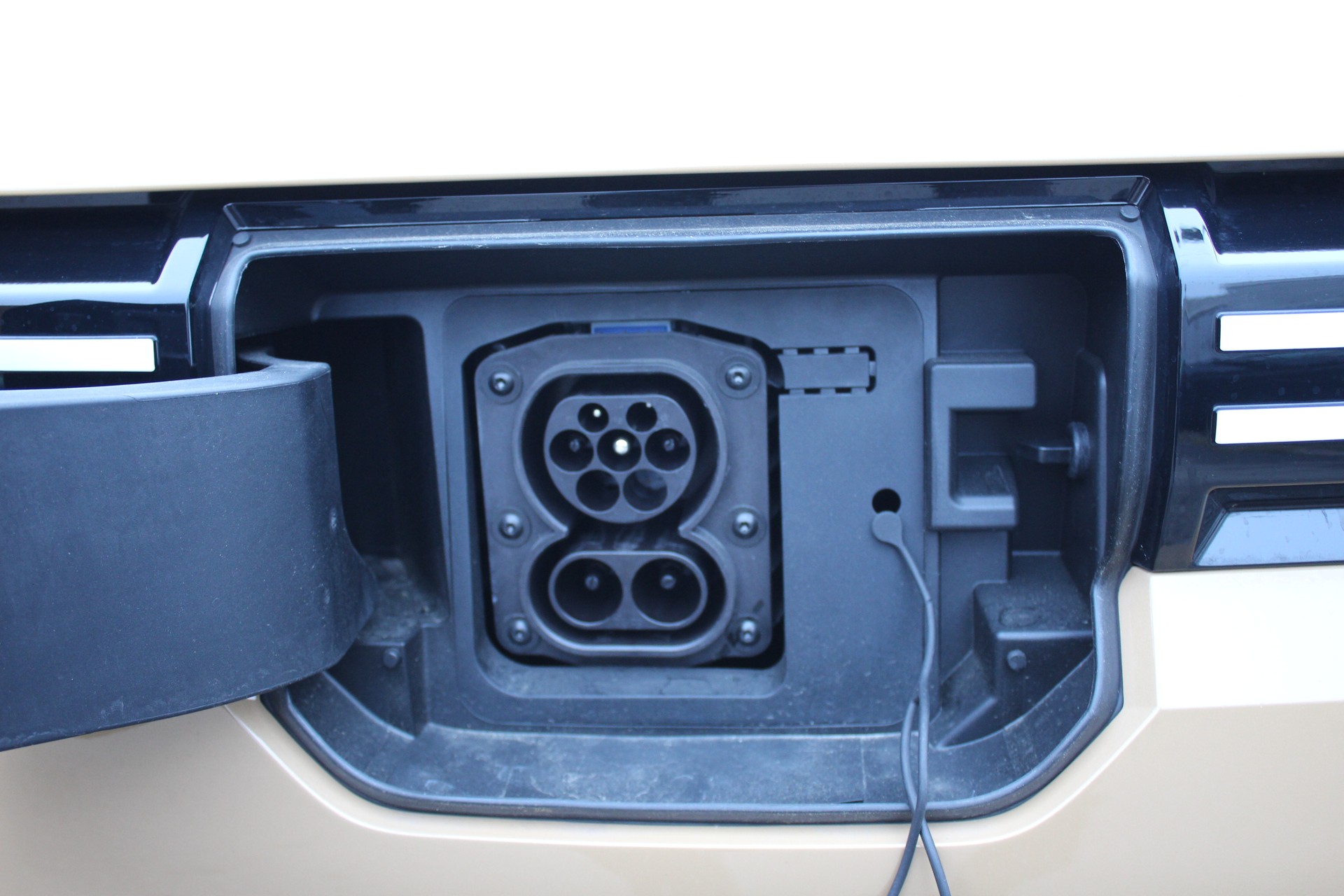 DACIA Spring 27 kWh Extreme-image-9