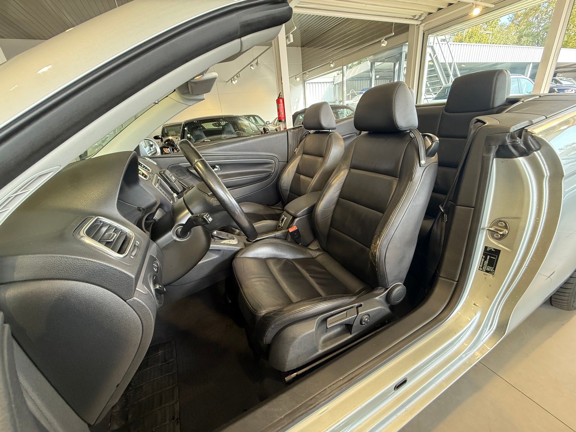 VW Eos 3.2 V6 ***TEMPOMAT***-image-13