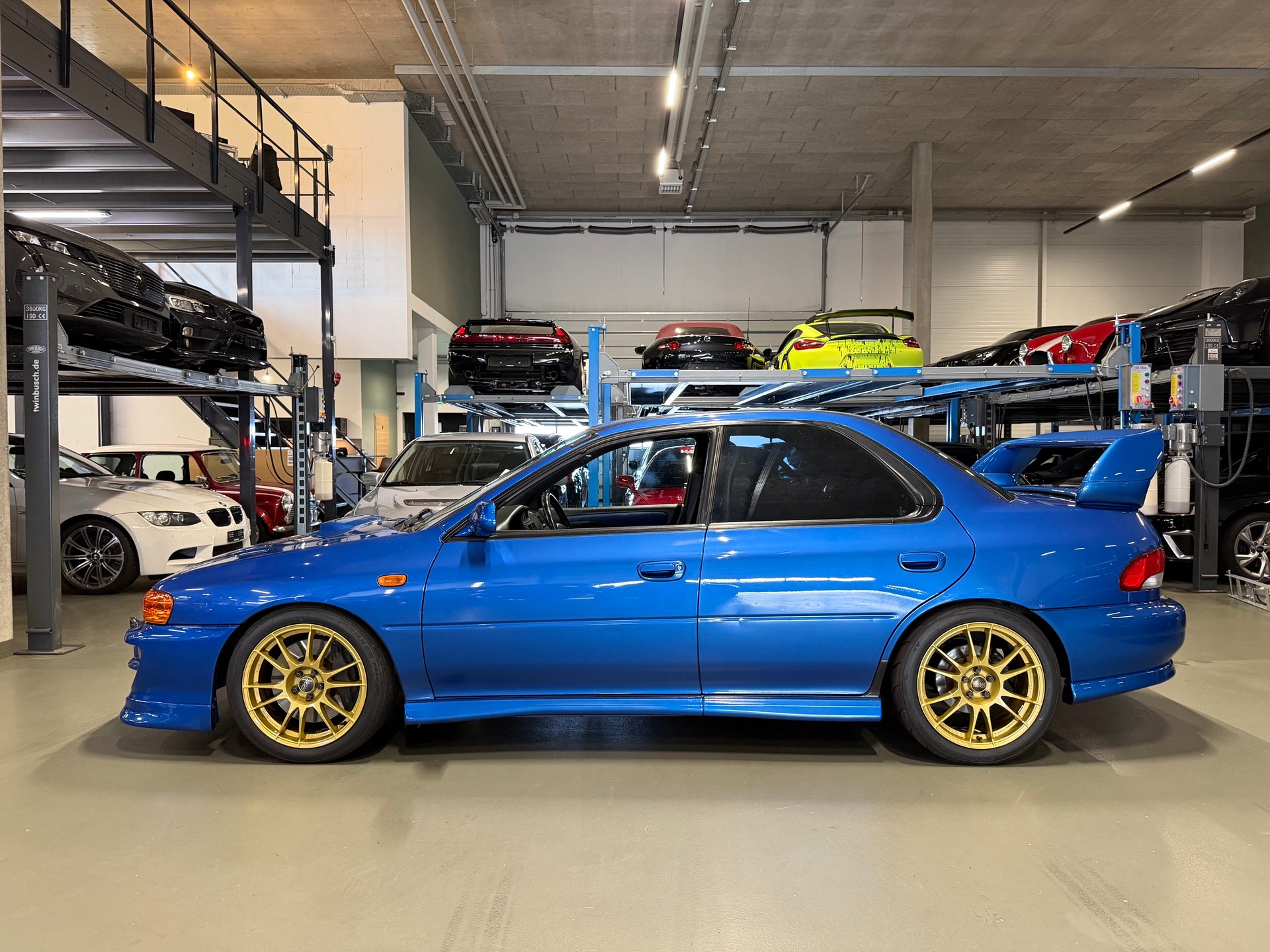 SUBARU Impreza 2.0 Turbo RS *260HP-Mica Blue-Brembo brake*-image-0