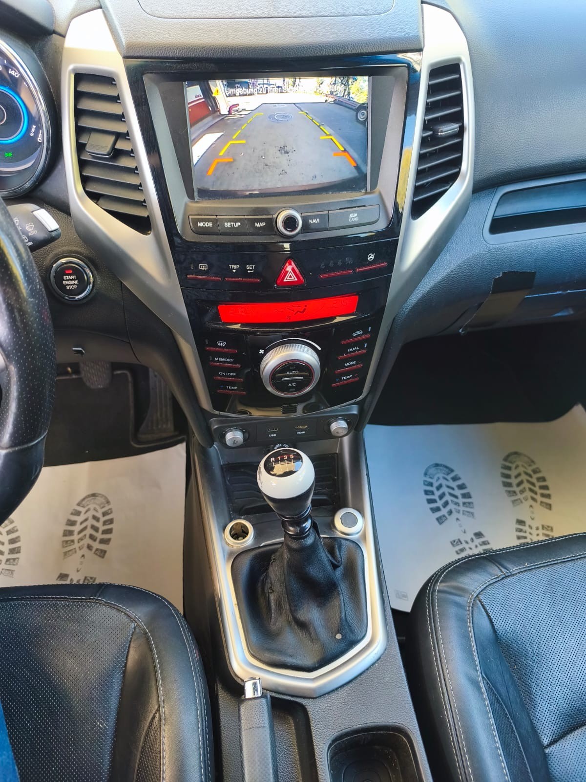 KGM-SsangYong Tivoli 1.6 eXDi Sapphire 4WD-image-17